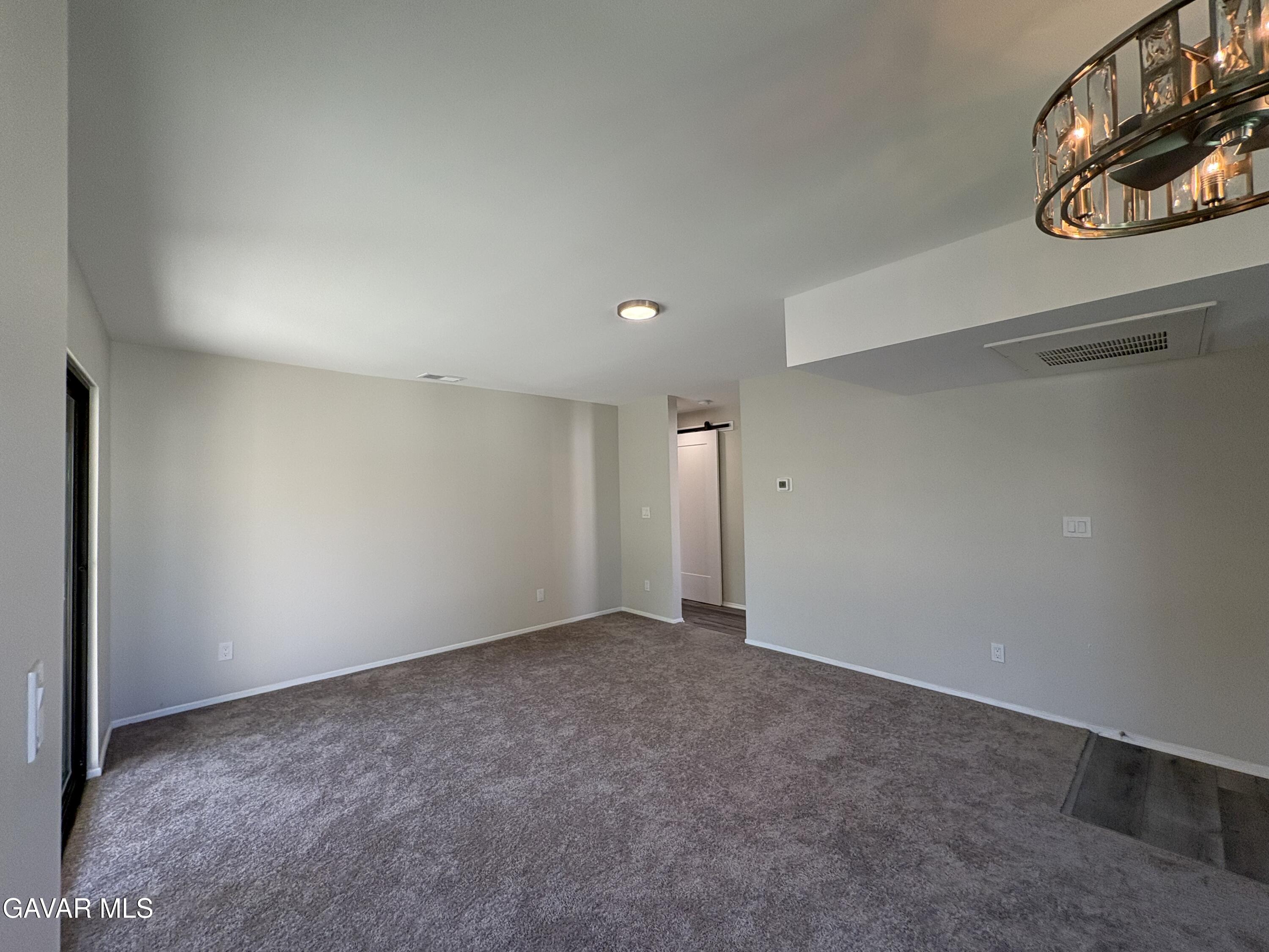 2554 Olive Drive, Apt 98 Property Photo 6
