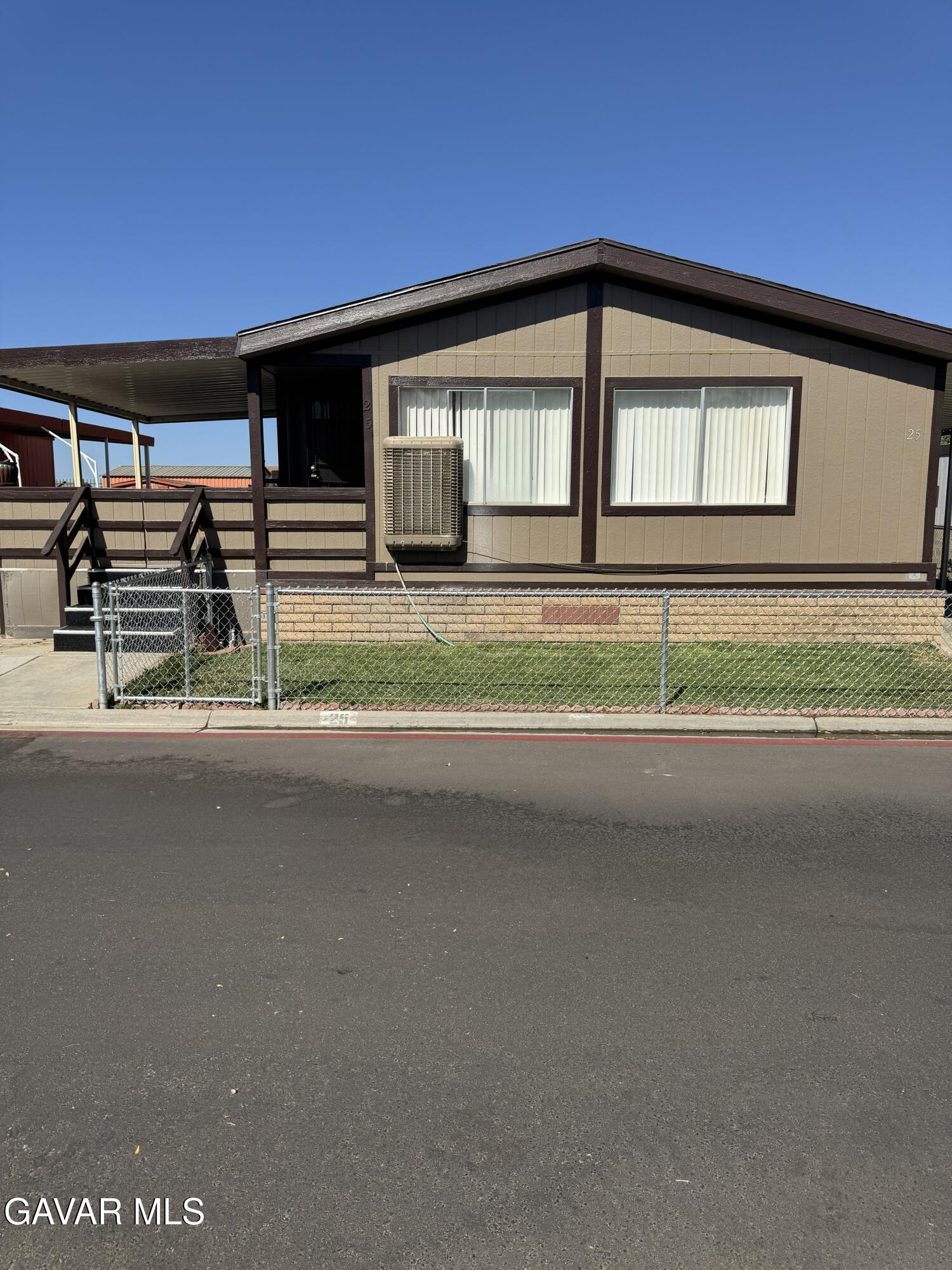 45111 25th Street, Spc 25 Property Photo 1
