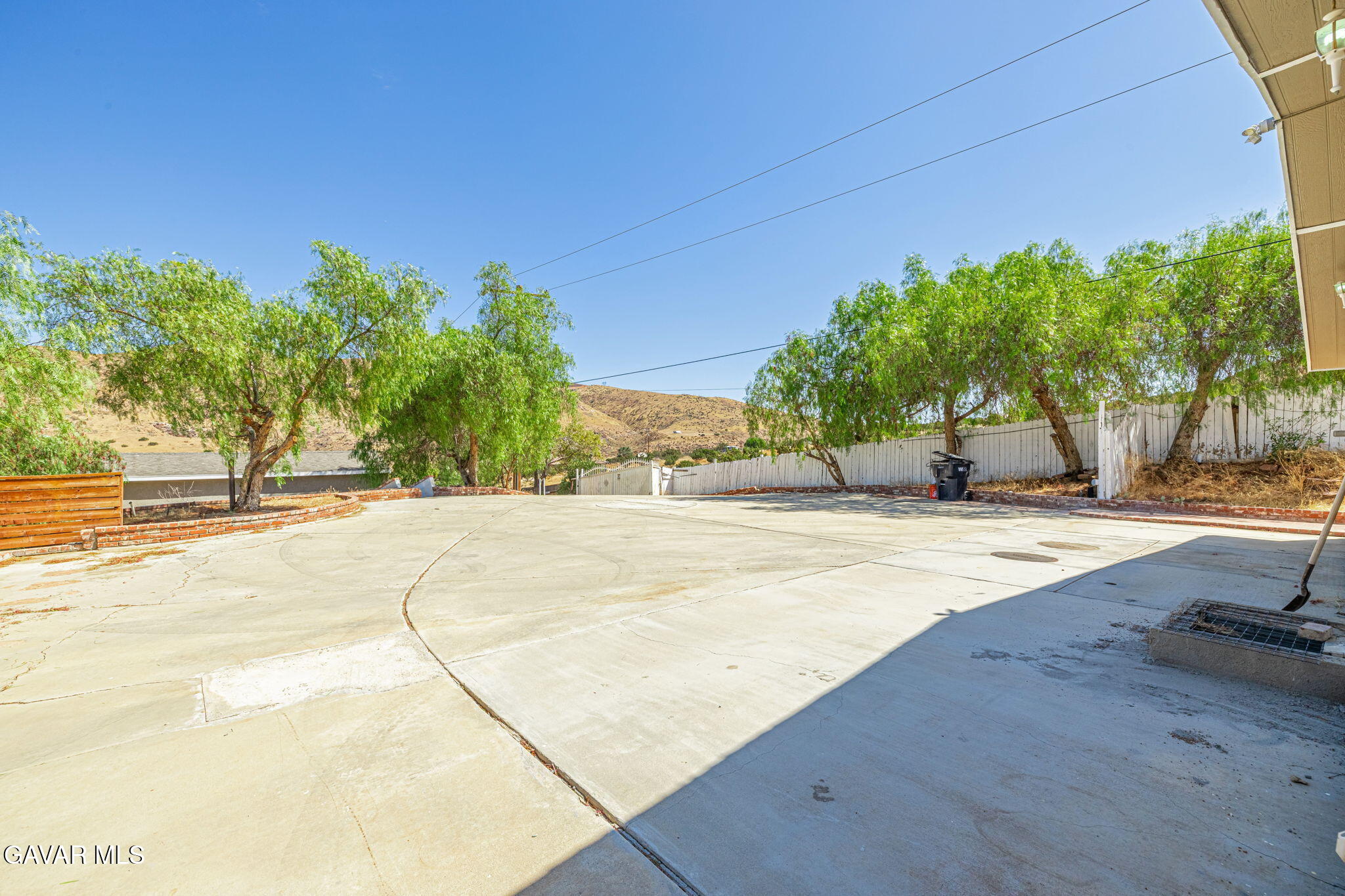 510 E Soledad Pass Road Property Photo 9