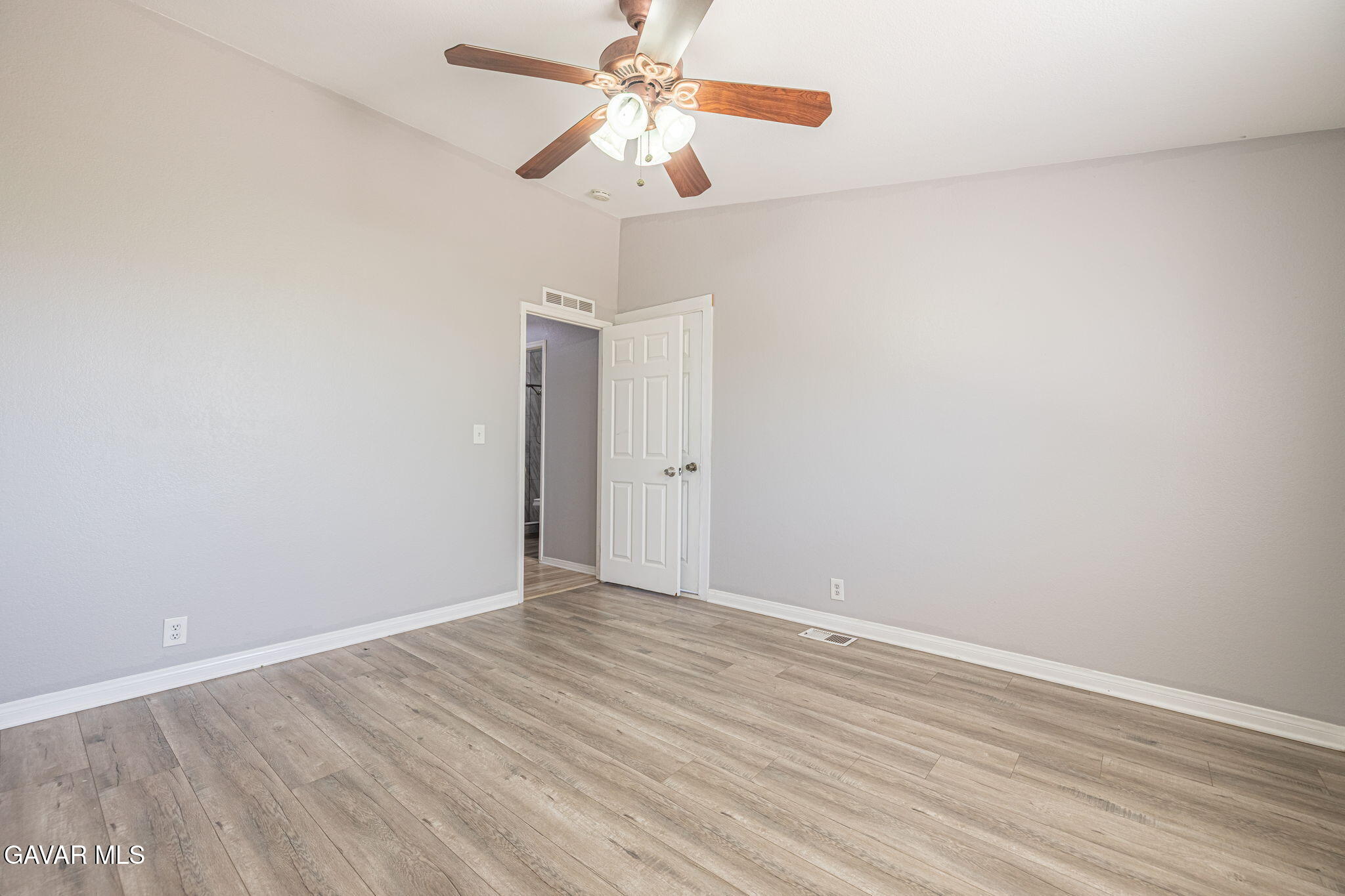 510 E Soledad Pass Road Property Photo 34