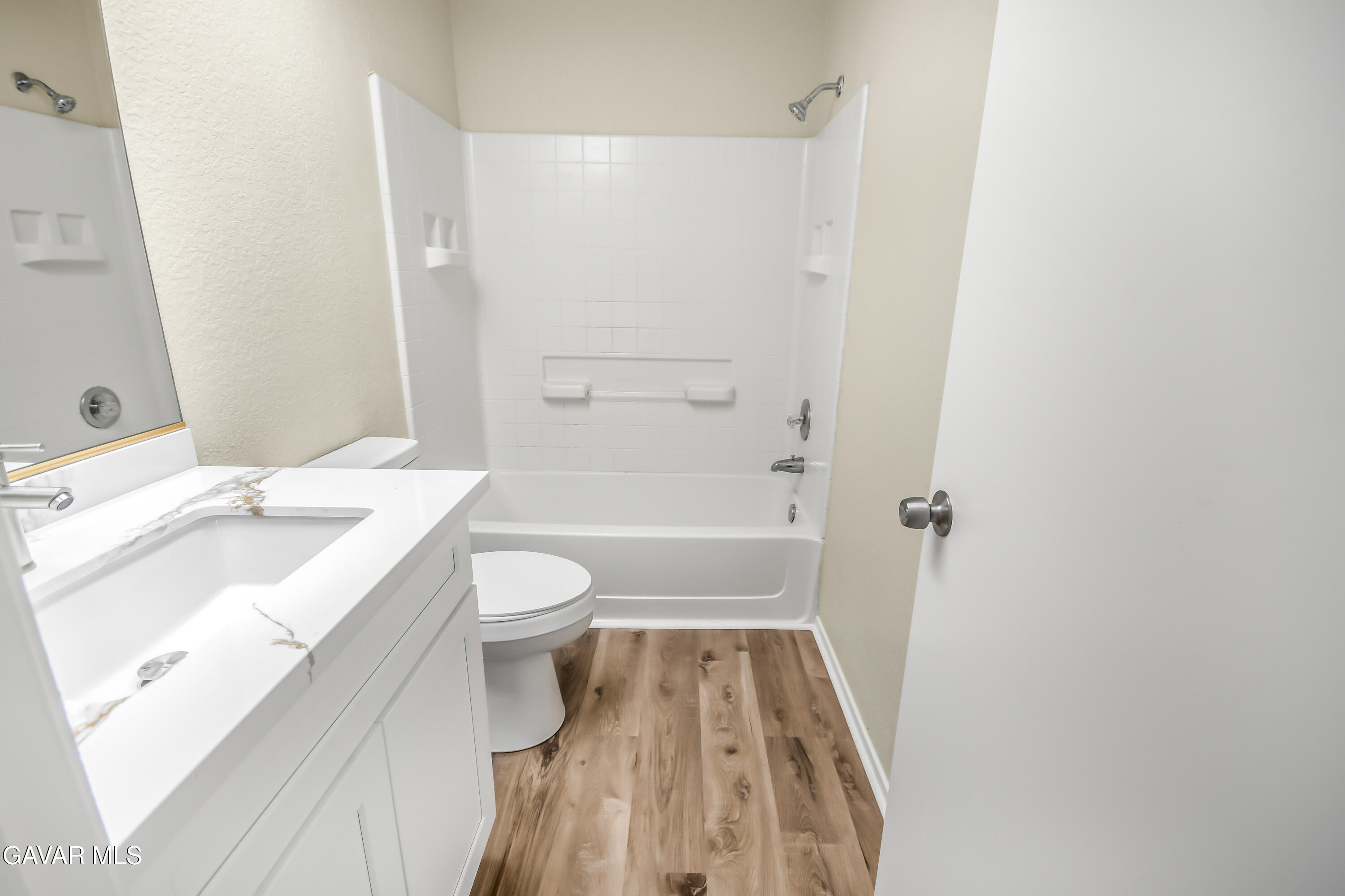 37456 Lilacview Avenue Property Photo 19