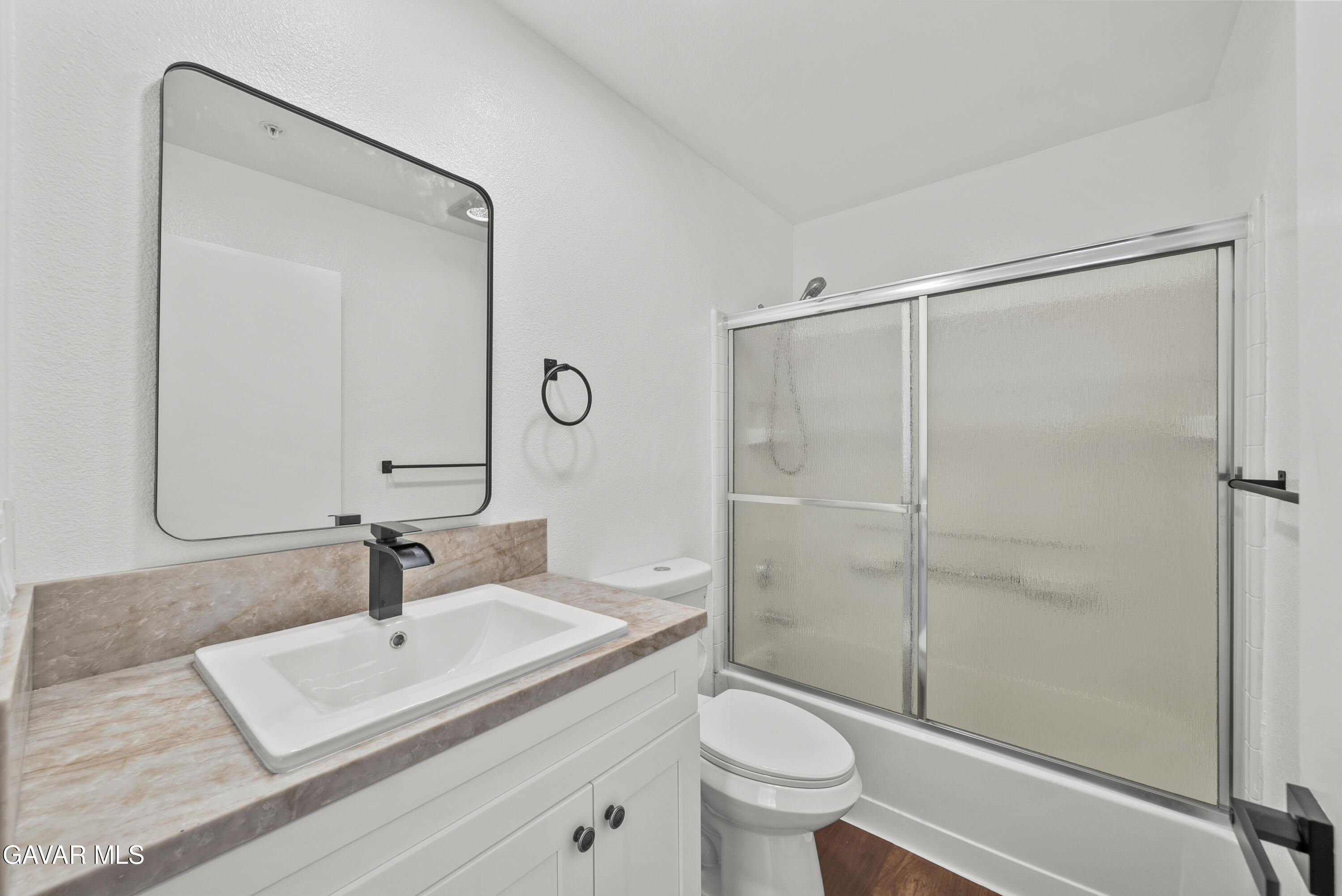 8800 Burnet Avenue, Unit 7 Property Photo 17