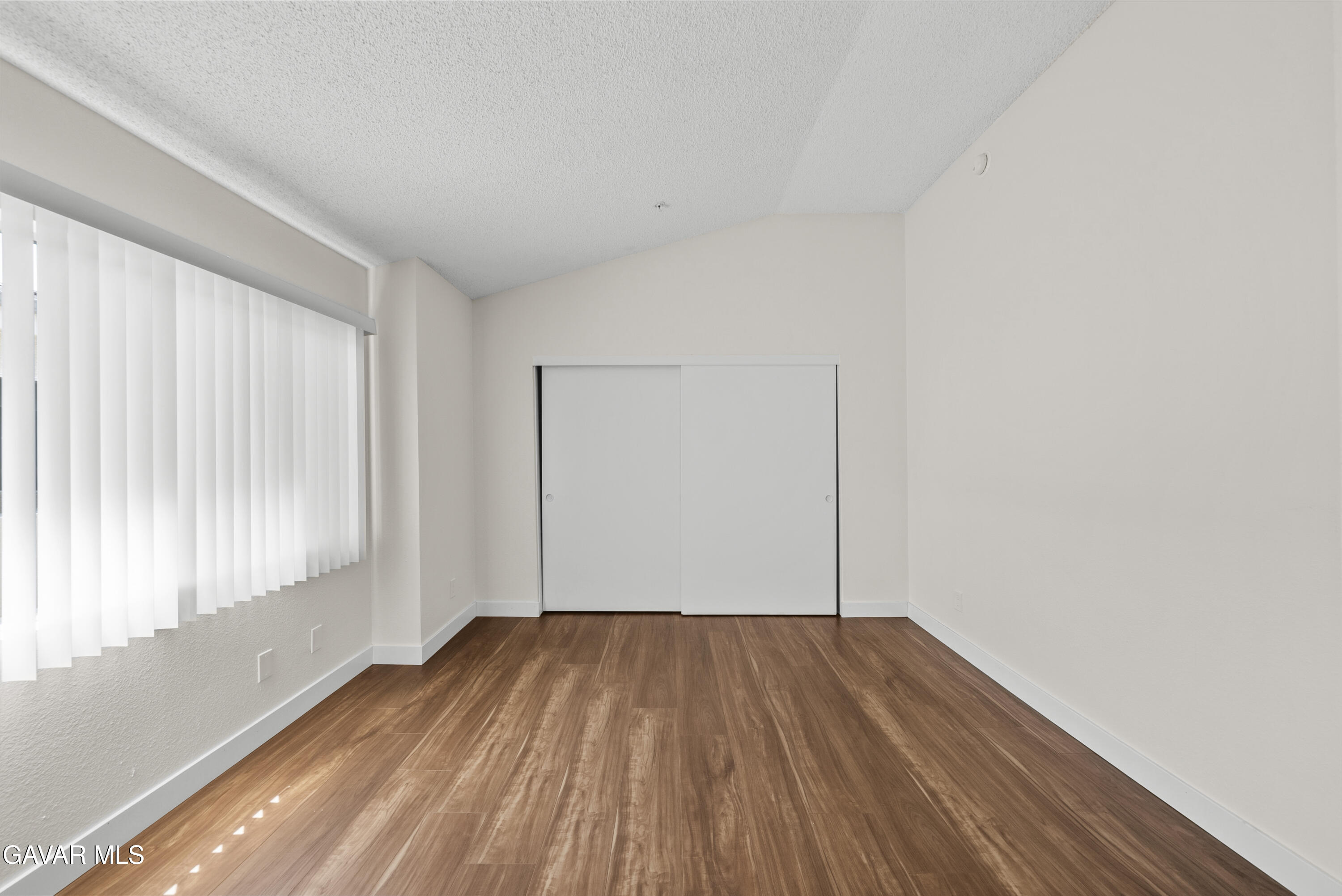 8800 Burnet Avenue, Unit 7 Property Photo 20