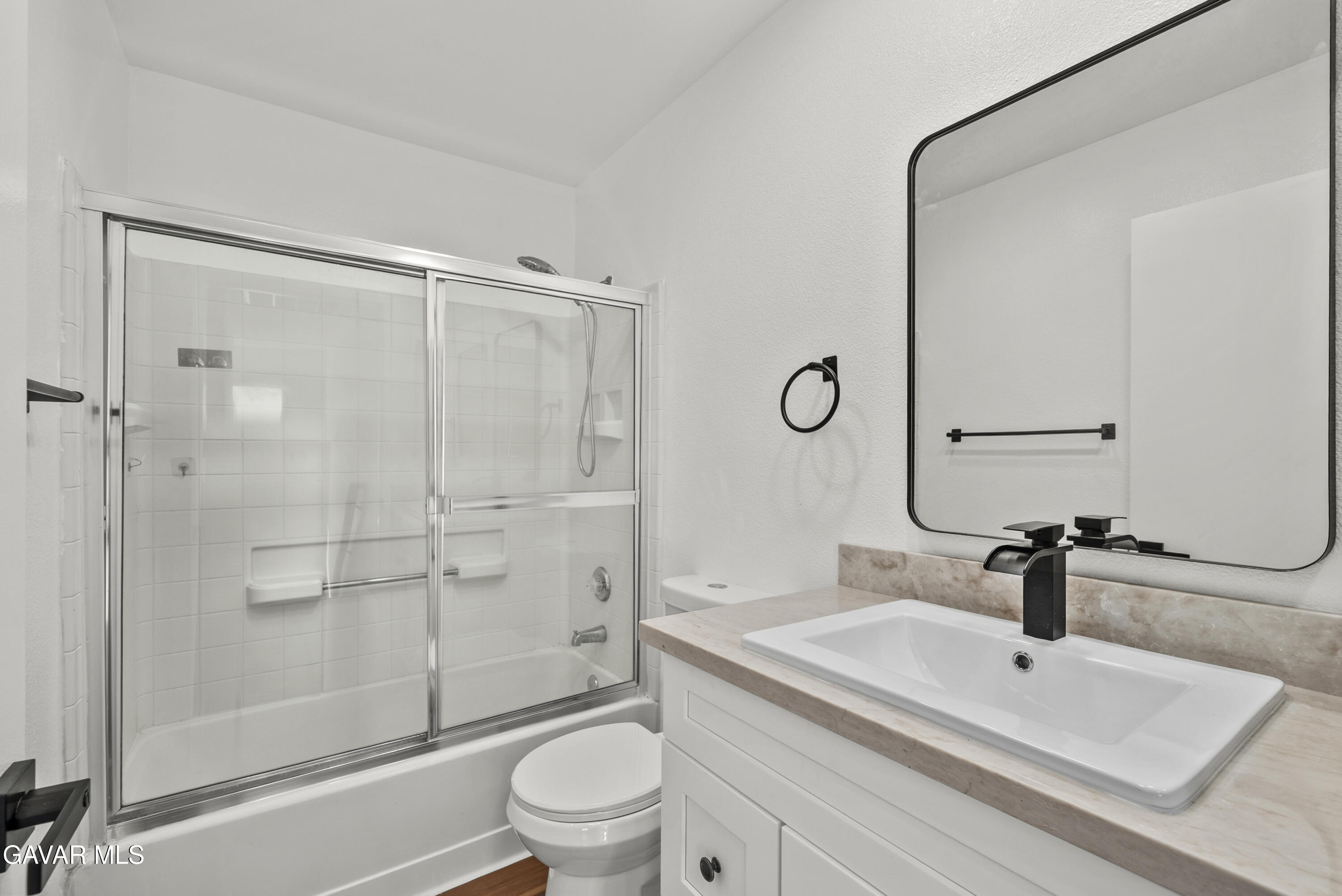 8800 Burnet Avenue, Unit 7 Property Photo 24