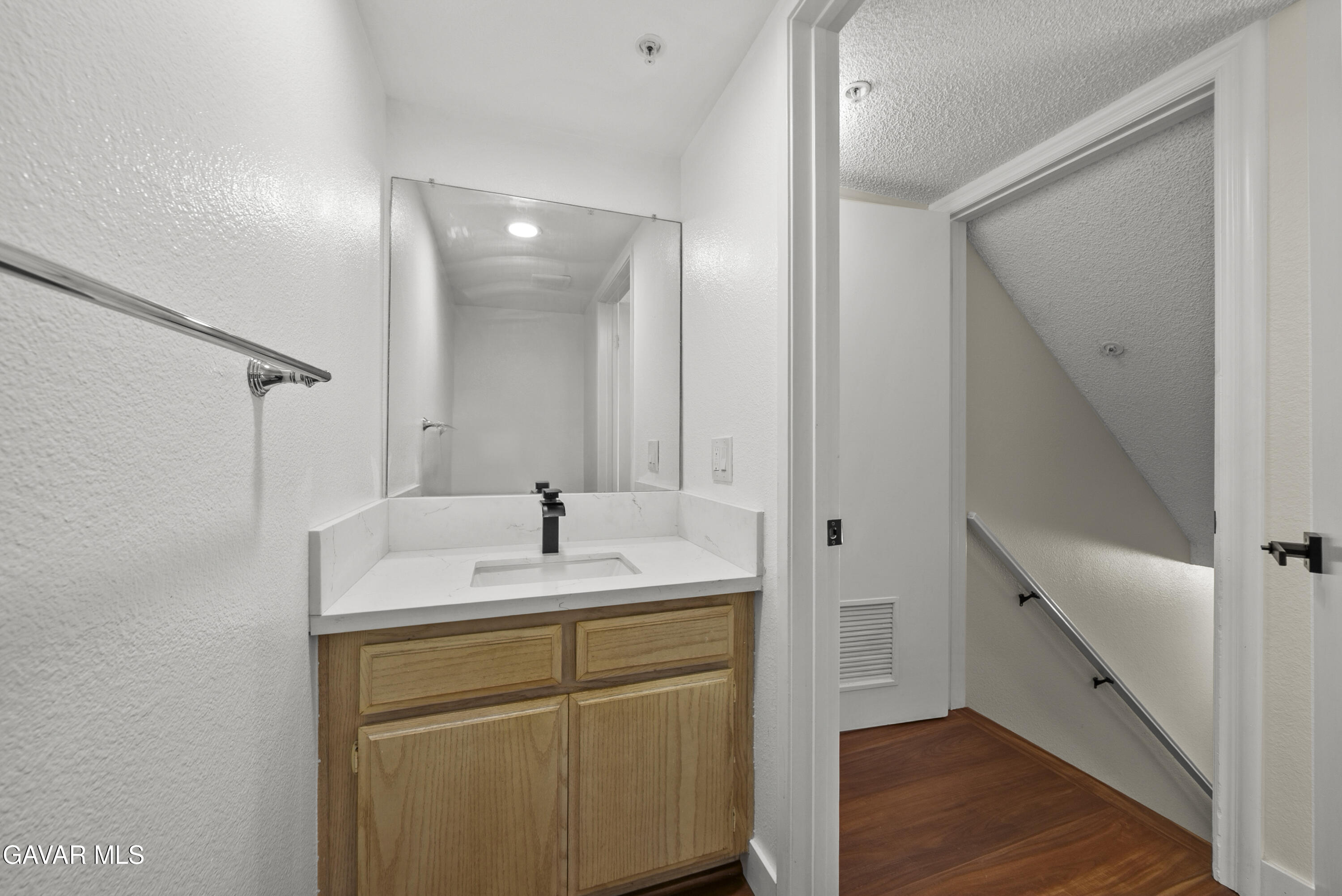 8800 Burnet Avenue, Unit 7 Property Photo 29