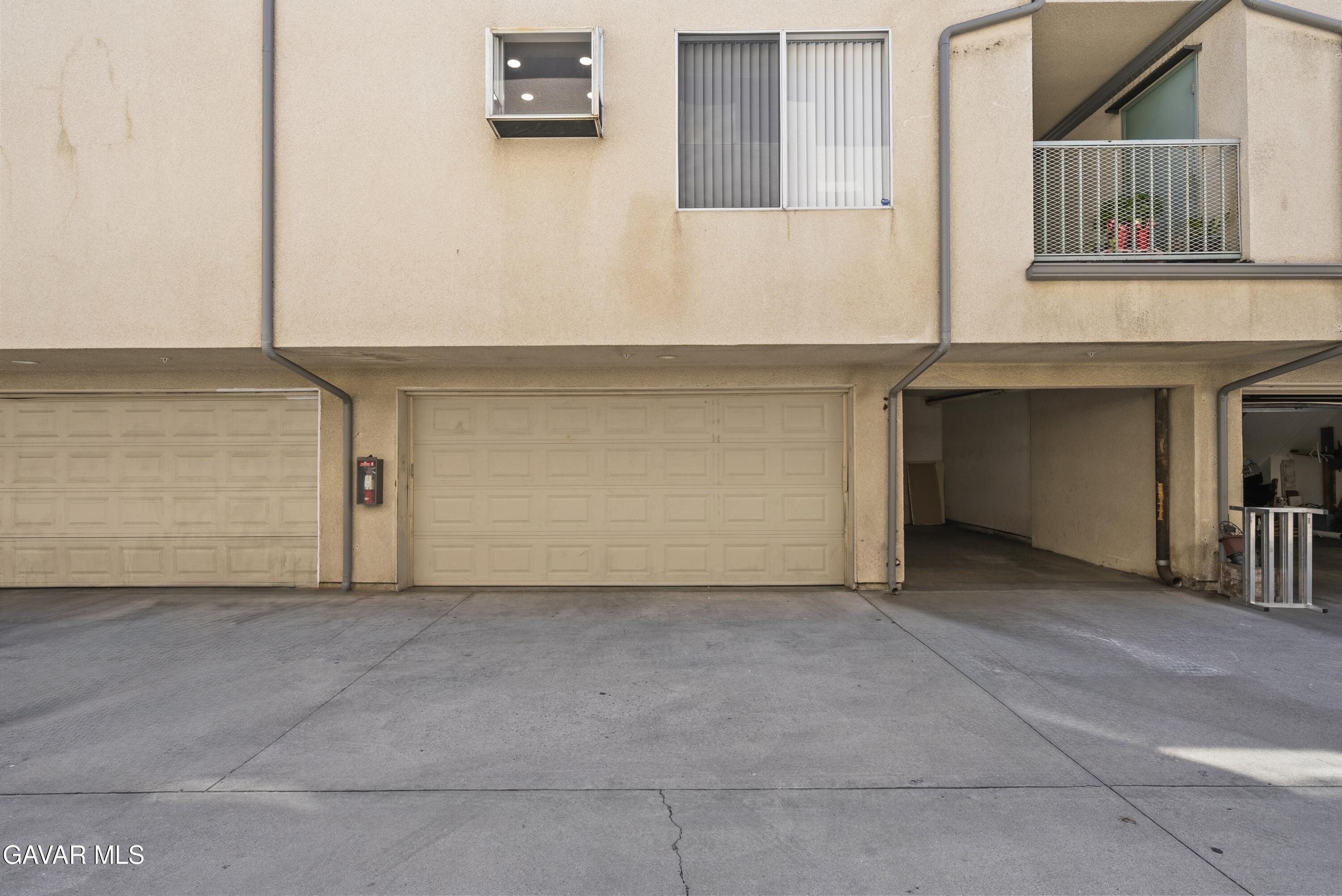8800 Burnet Avenue, Unit 7 Property Photo 32