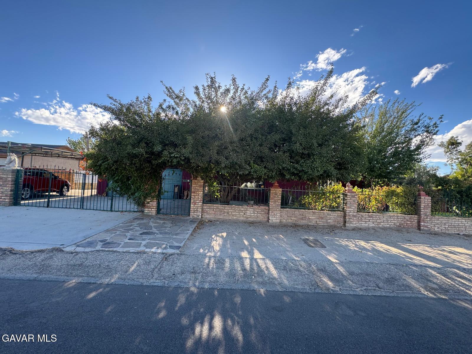 40961 E 166th Street Property Photo 1