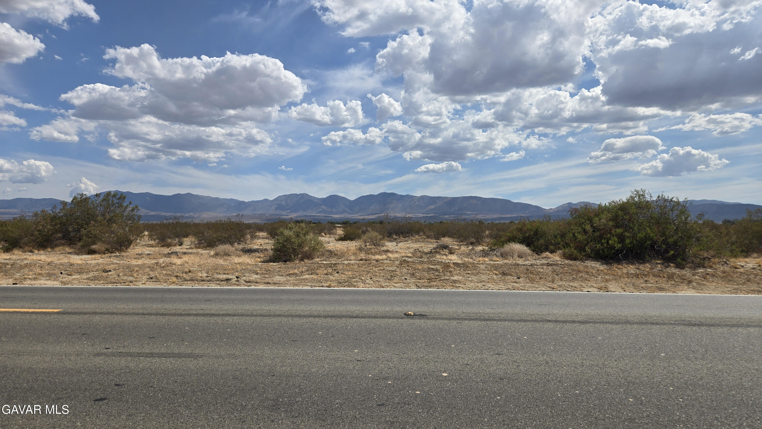Palmdale Blvd Vicinity 117th St E Property Photo 4
