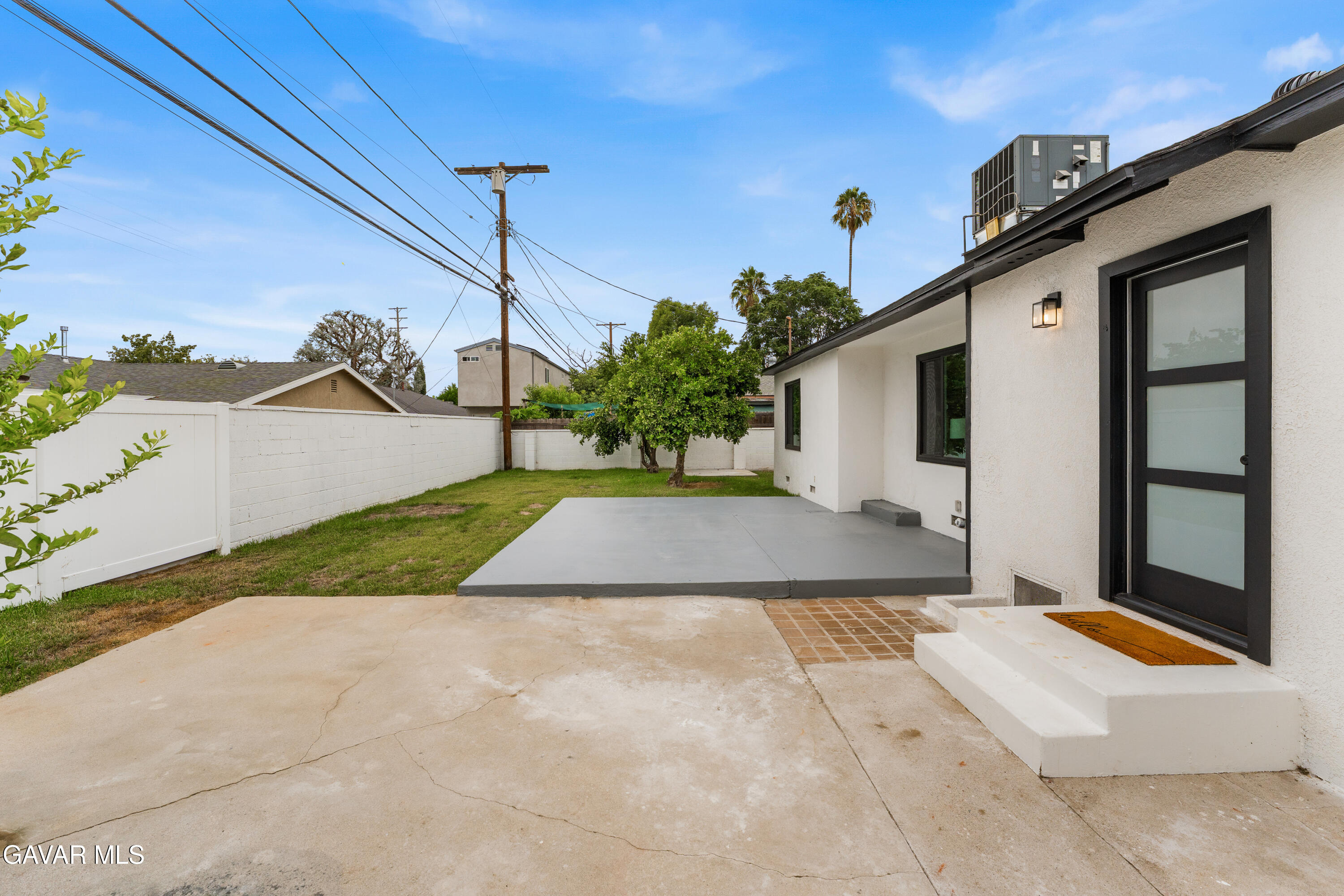 9753 Mercedes Avenue Property Photo 31