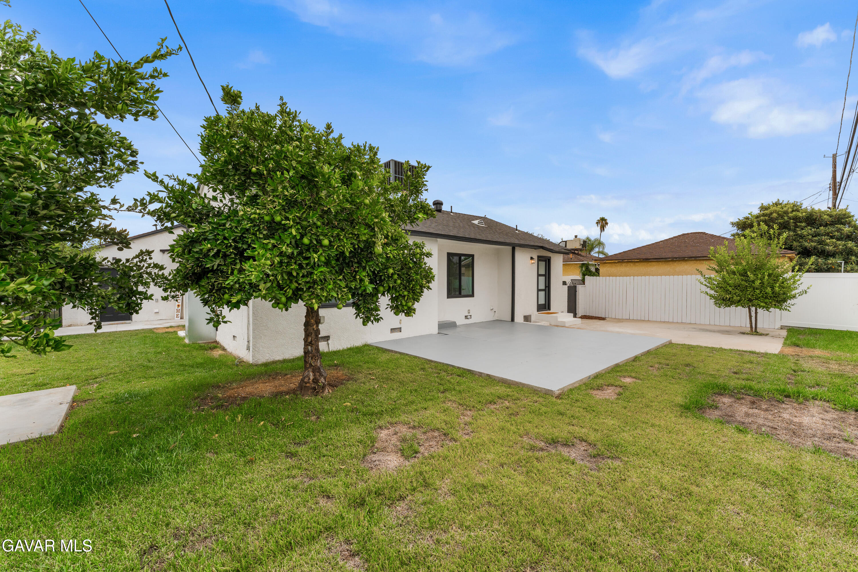 9753 Mercedes Avenue Property Photo 35