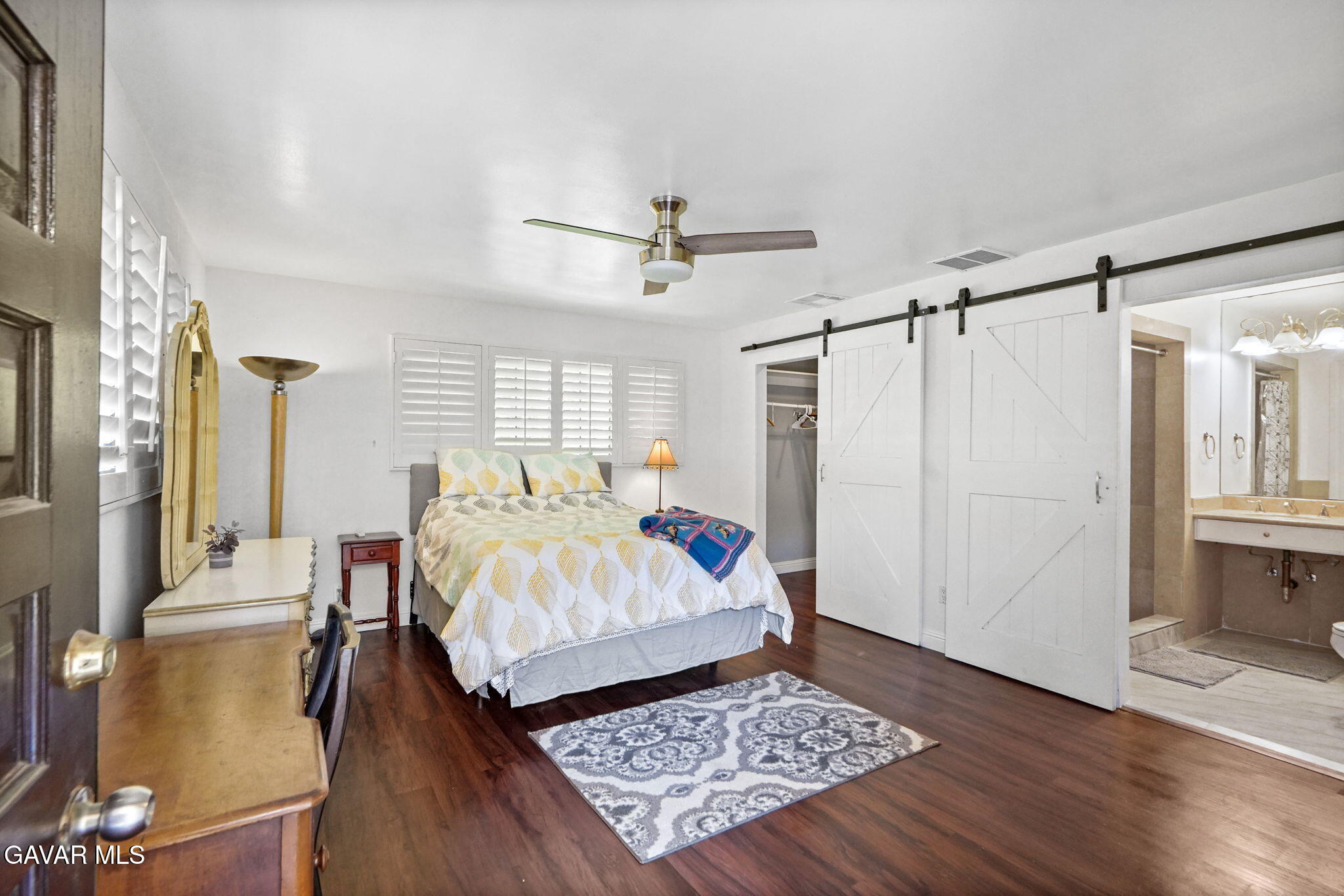 10307 Donna Avenue Property Photo 24