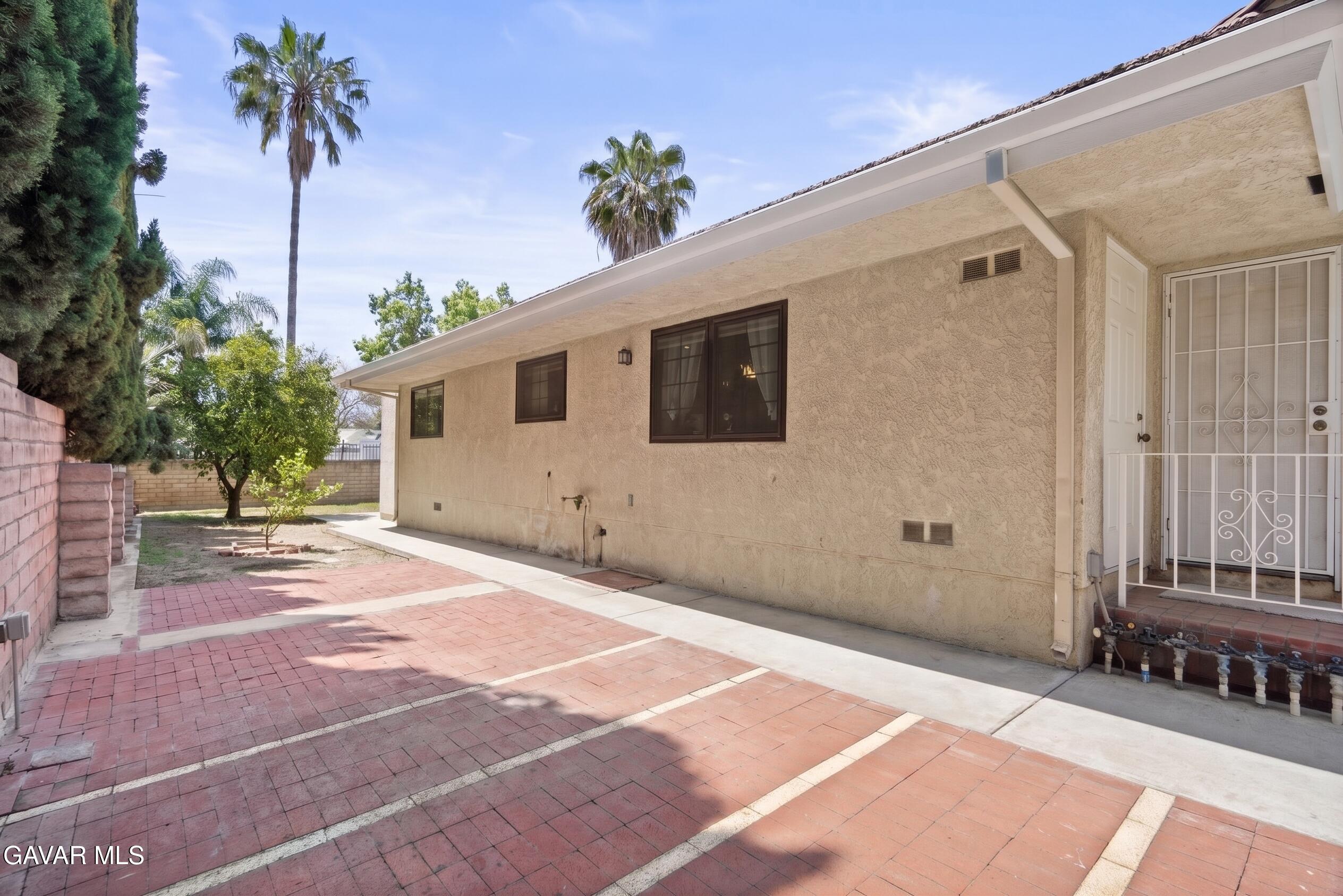 10307 Donna Avenue Property Photo 34