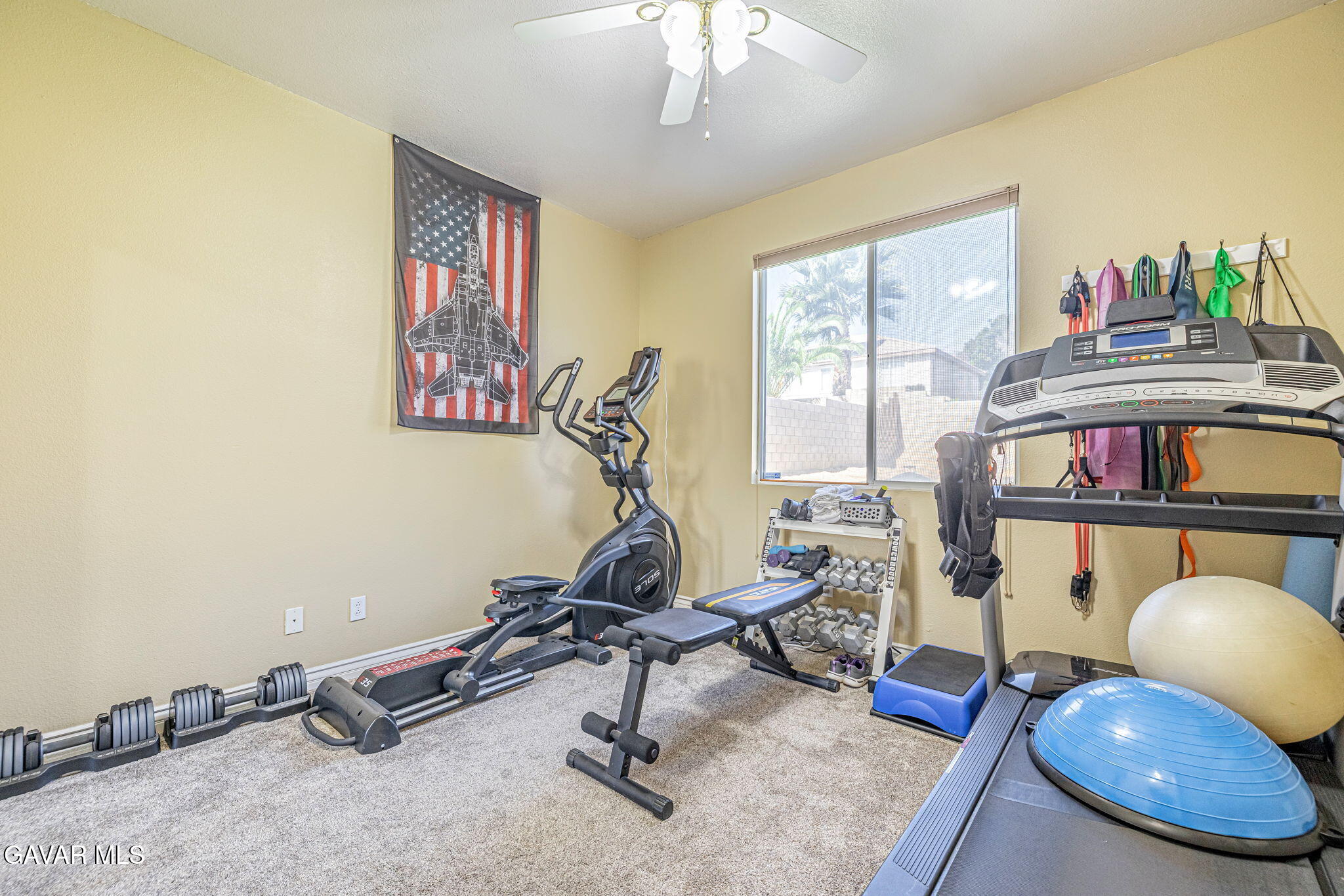40125 Watford Way Property Photo 24