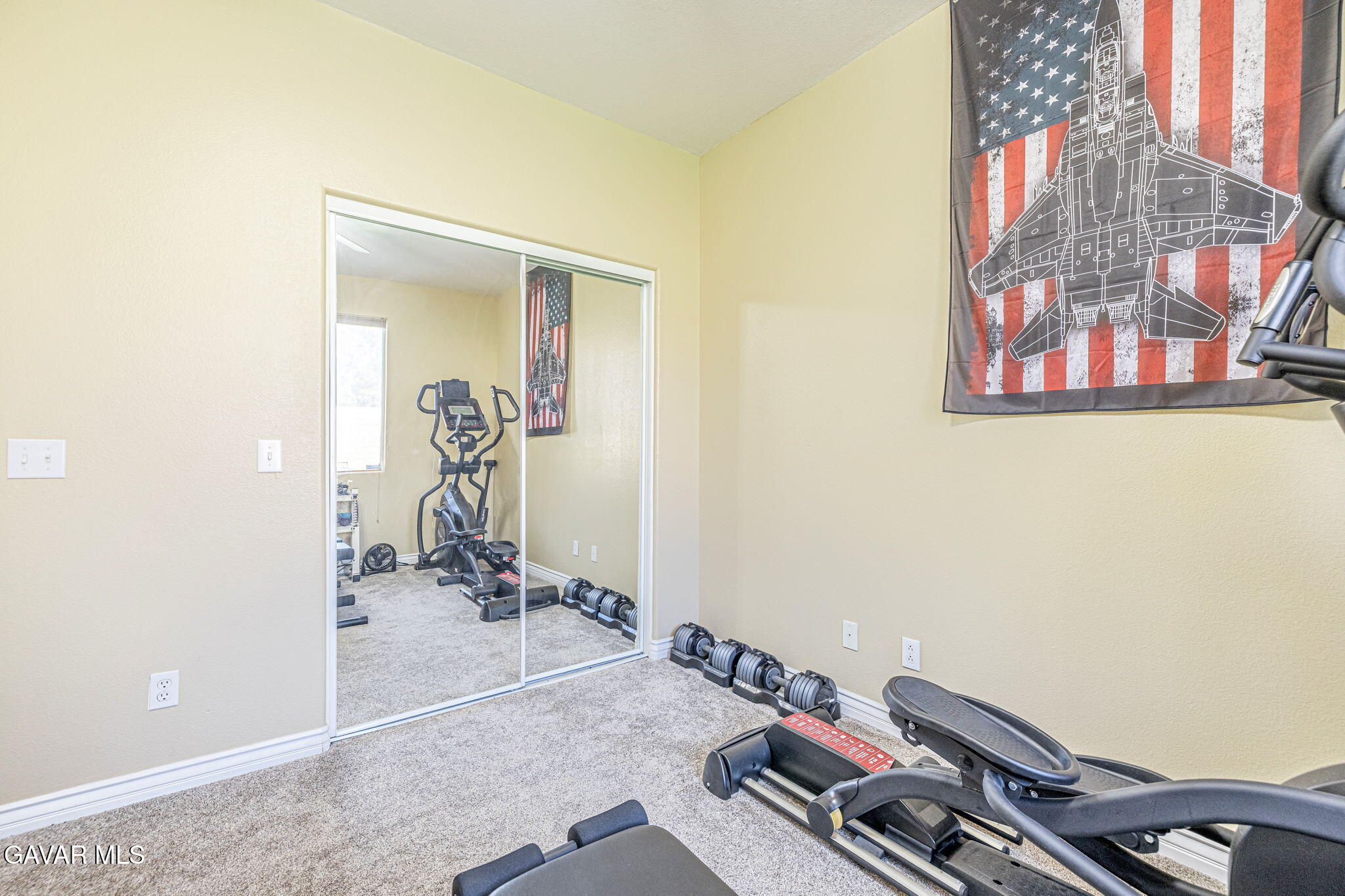 40125 Watford Way Property Photo 25