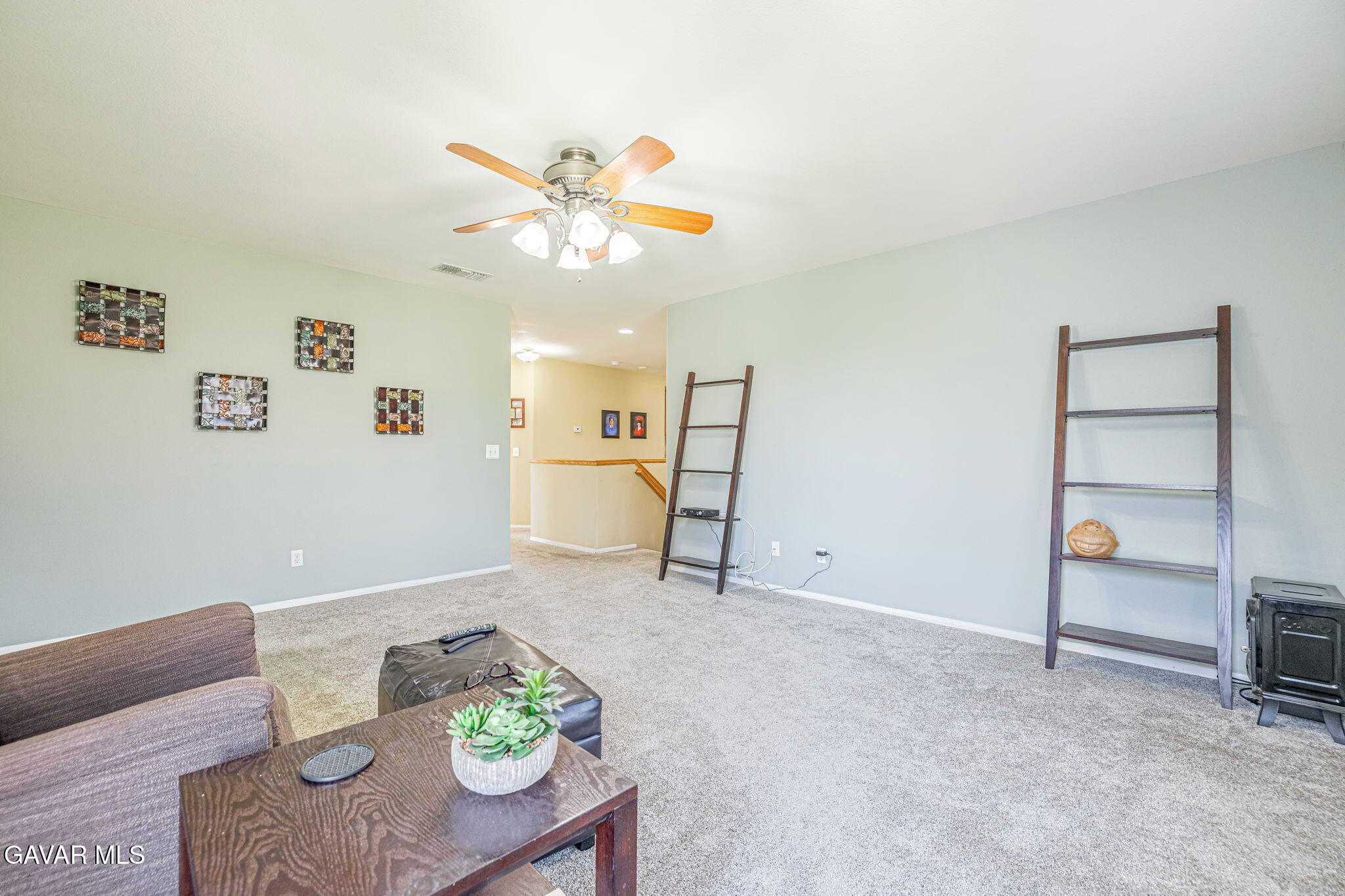 40125 Watford Way Property Photo 30