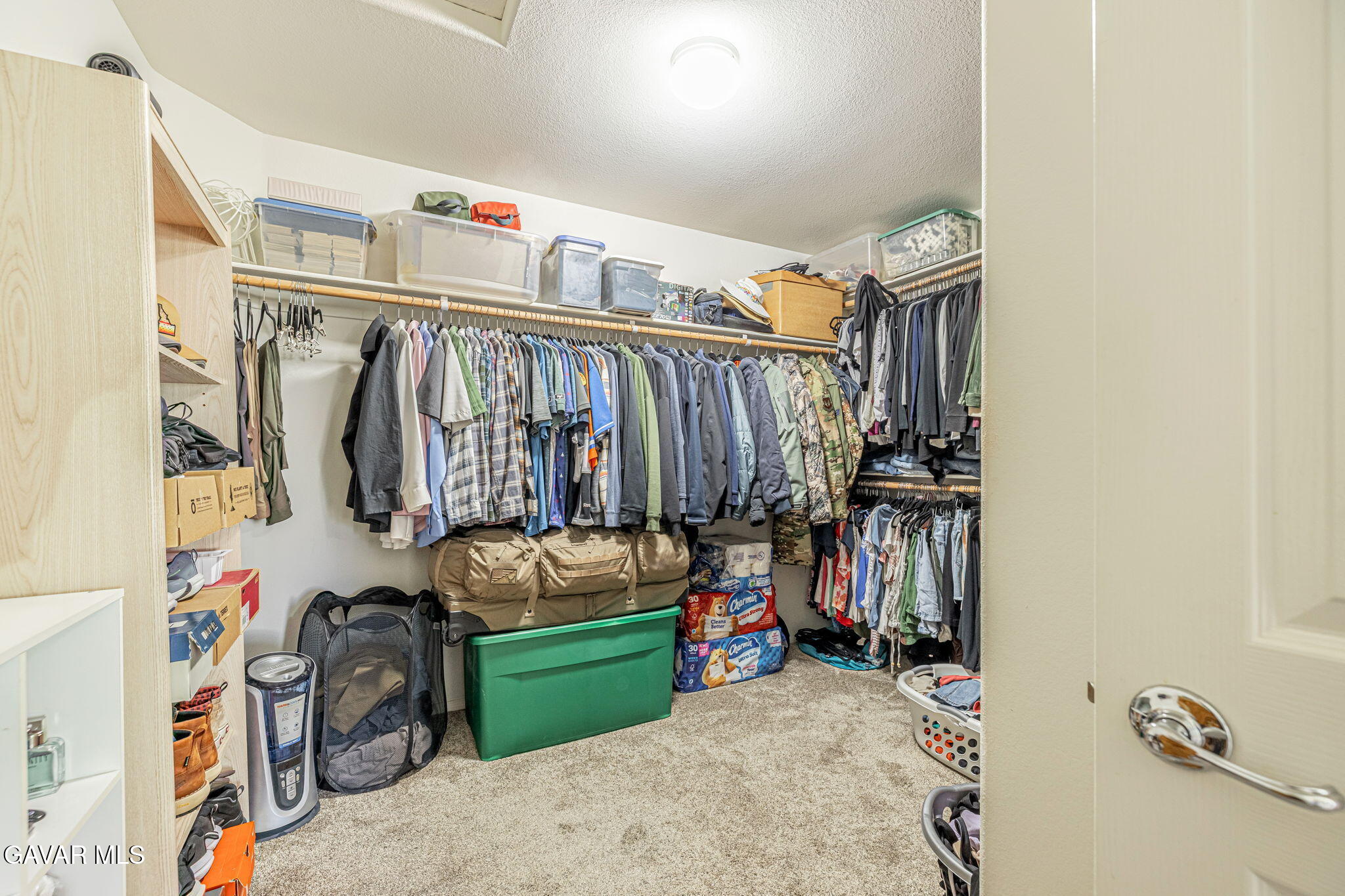 40125 Watford Way Property Photo 40
