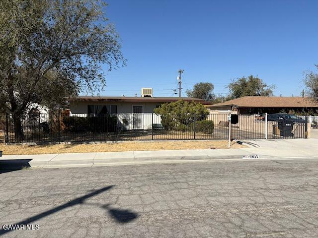 16025 P Street Property Photo 1
