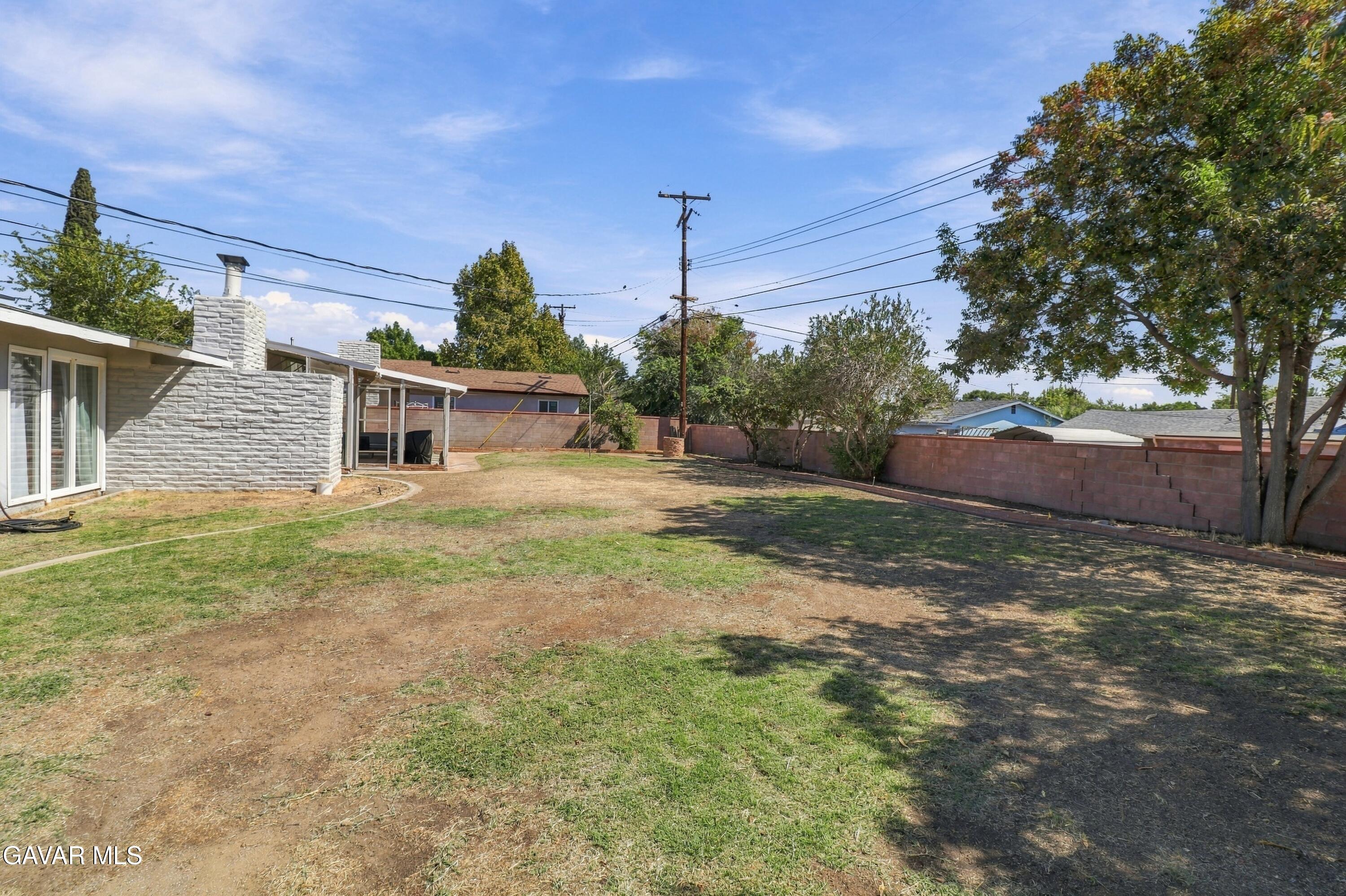 544 E Avenue J1 Property Photo 38