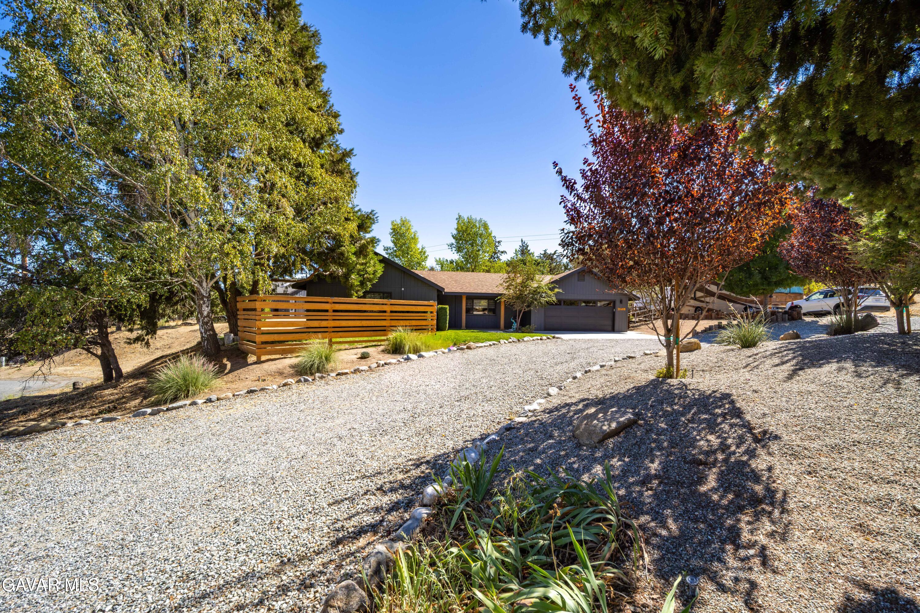 21408 Adam Drive Property Photo 5