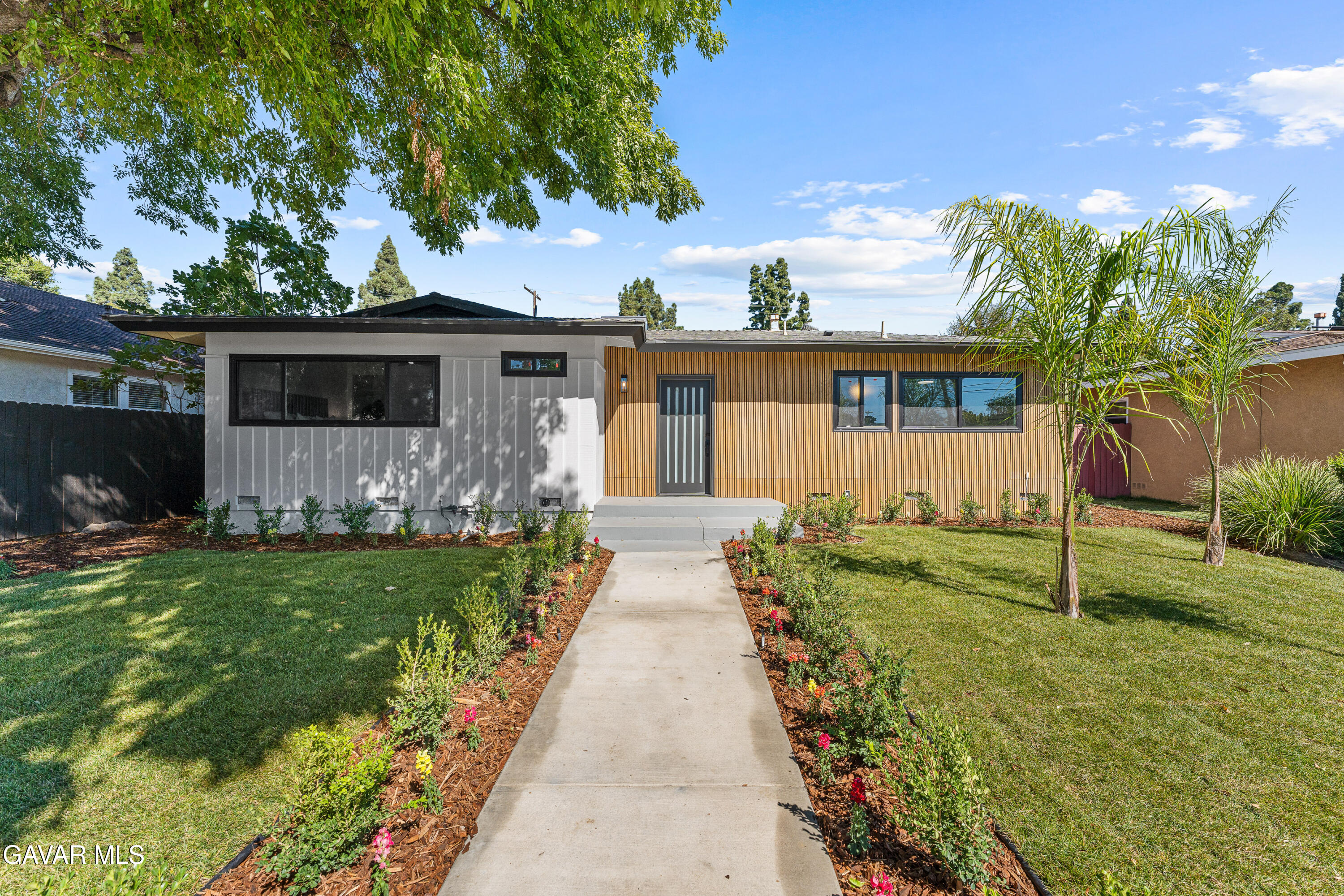 16043 Tuba Street Property Photo 1