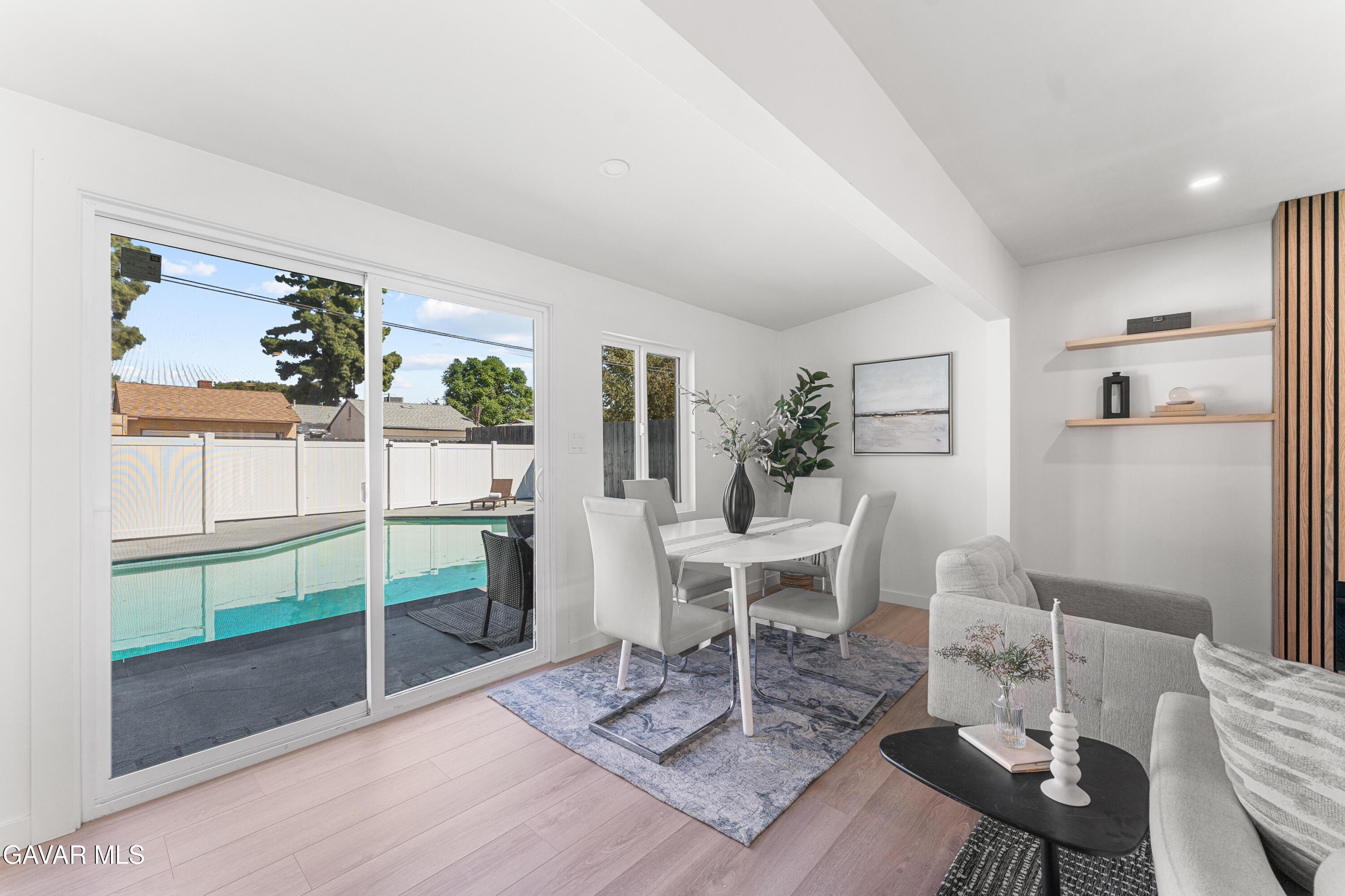 16043 Tuba Street Property Photo 12