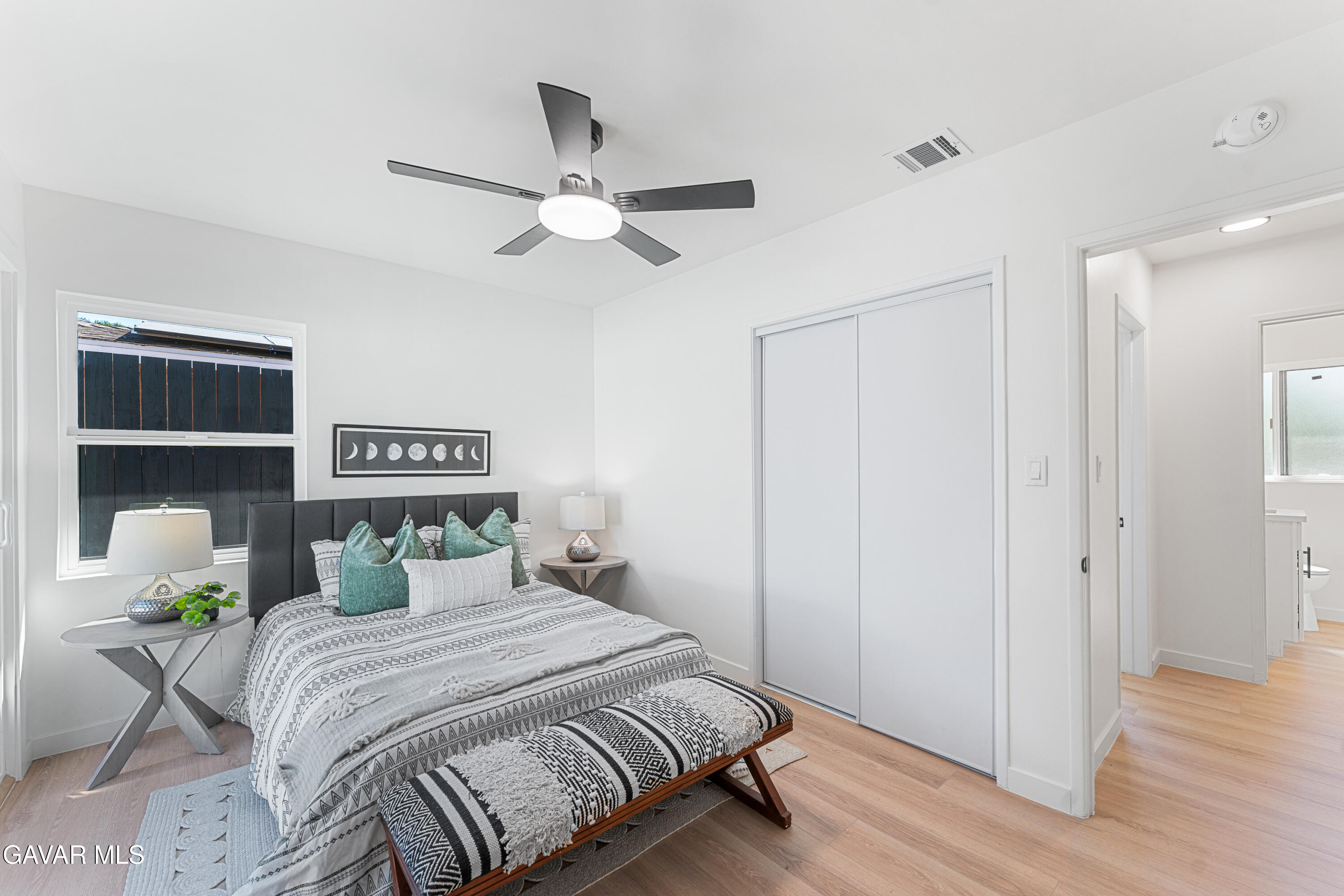 16043 Tuba Street Property Photo 26