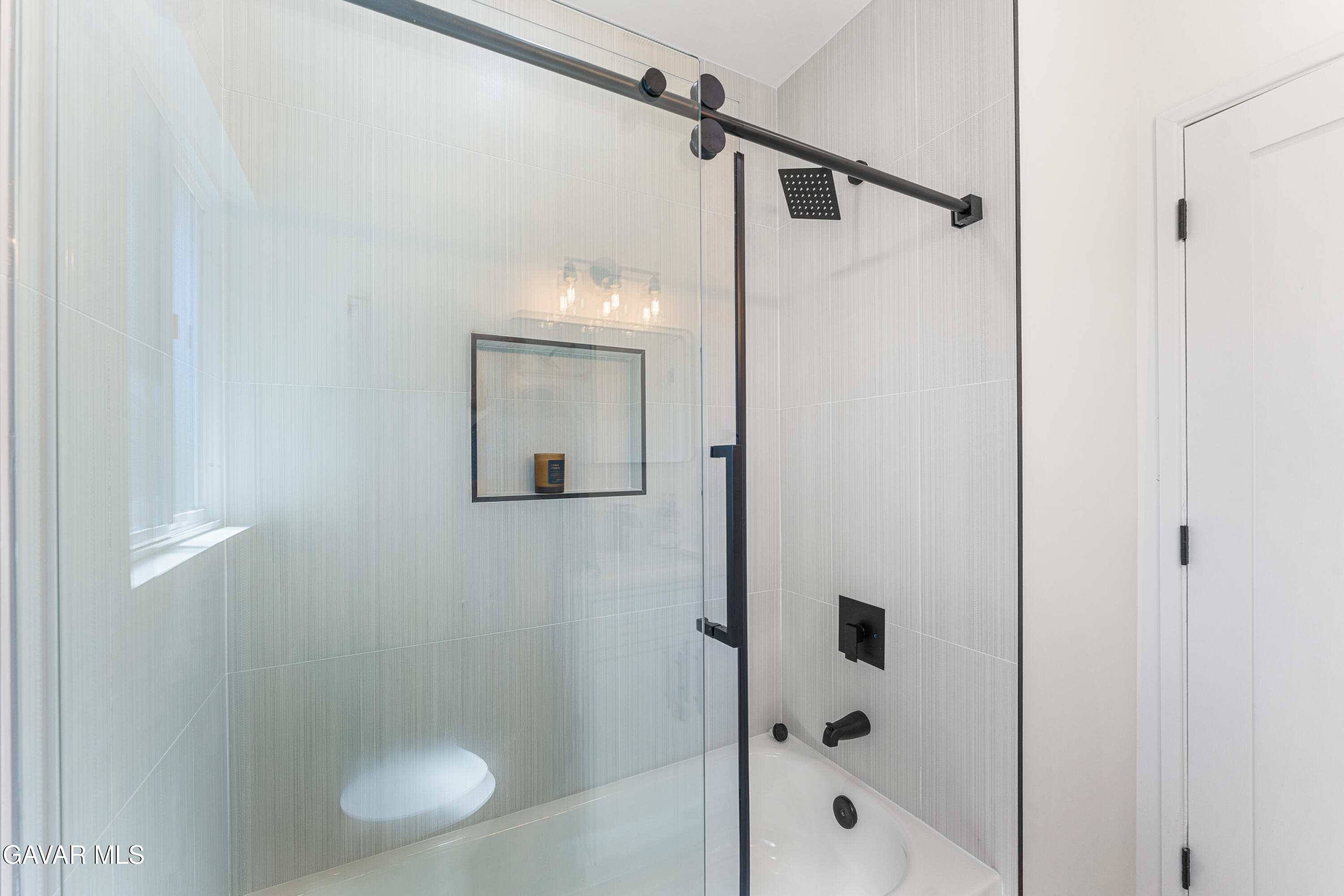16043 Tuba Street Property Photo 33