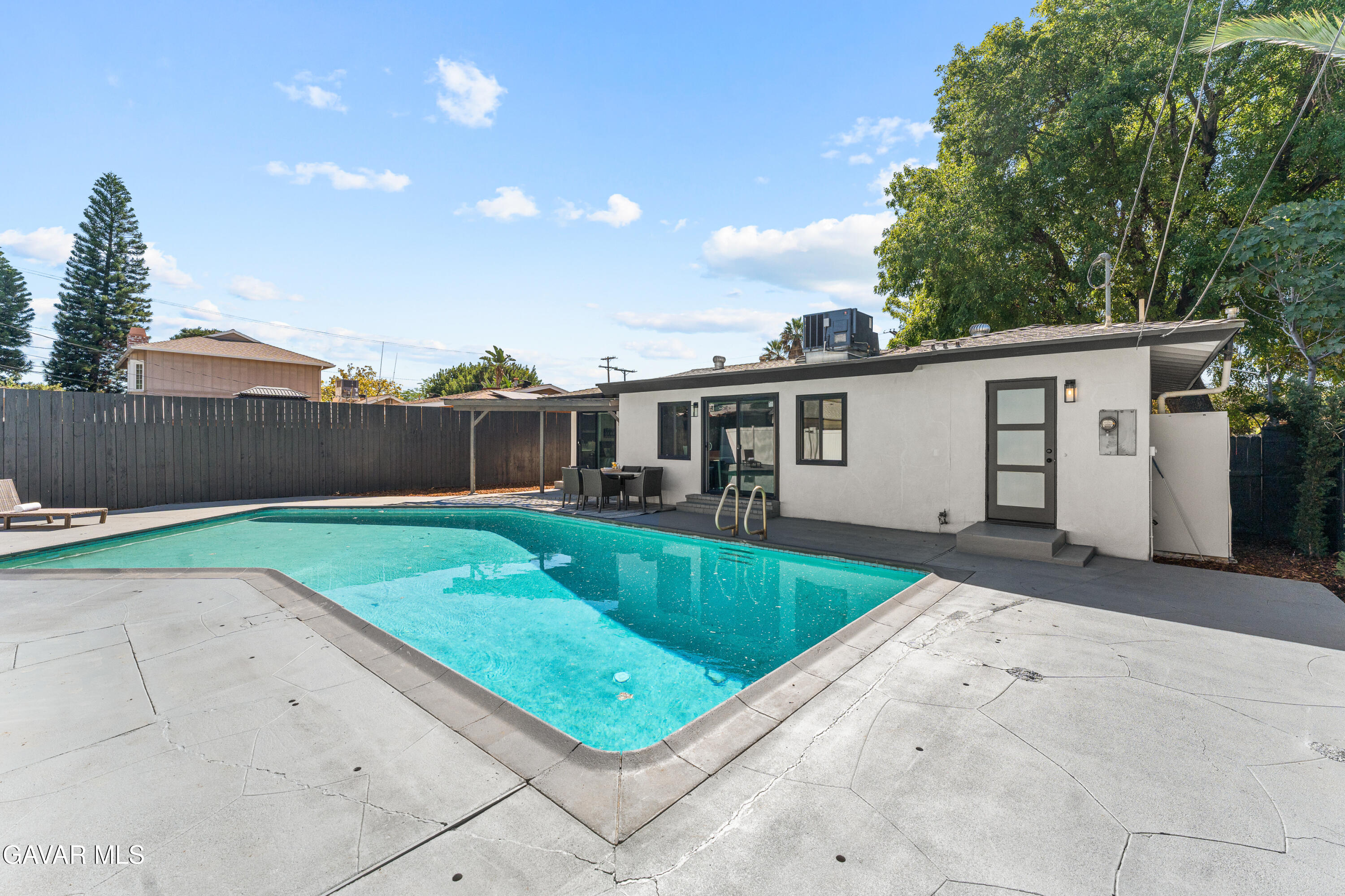 16043 Tuba Street Property Photo 45