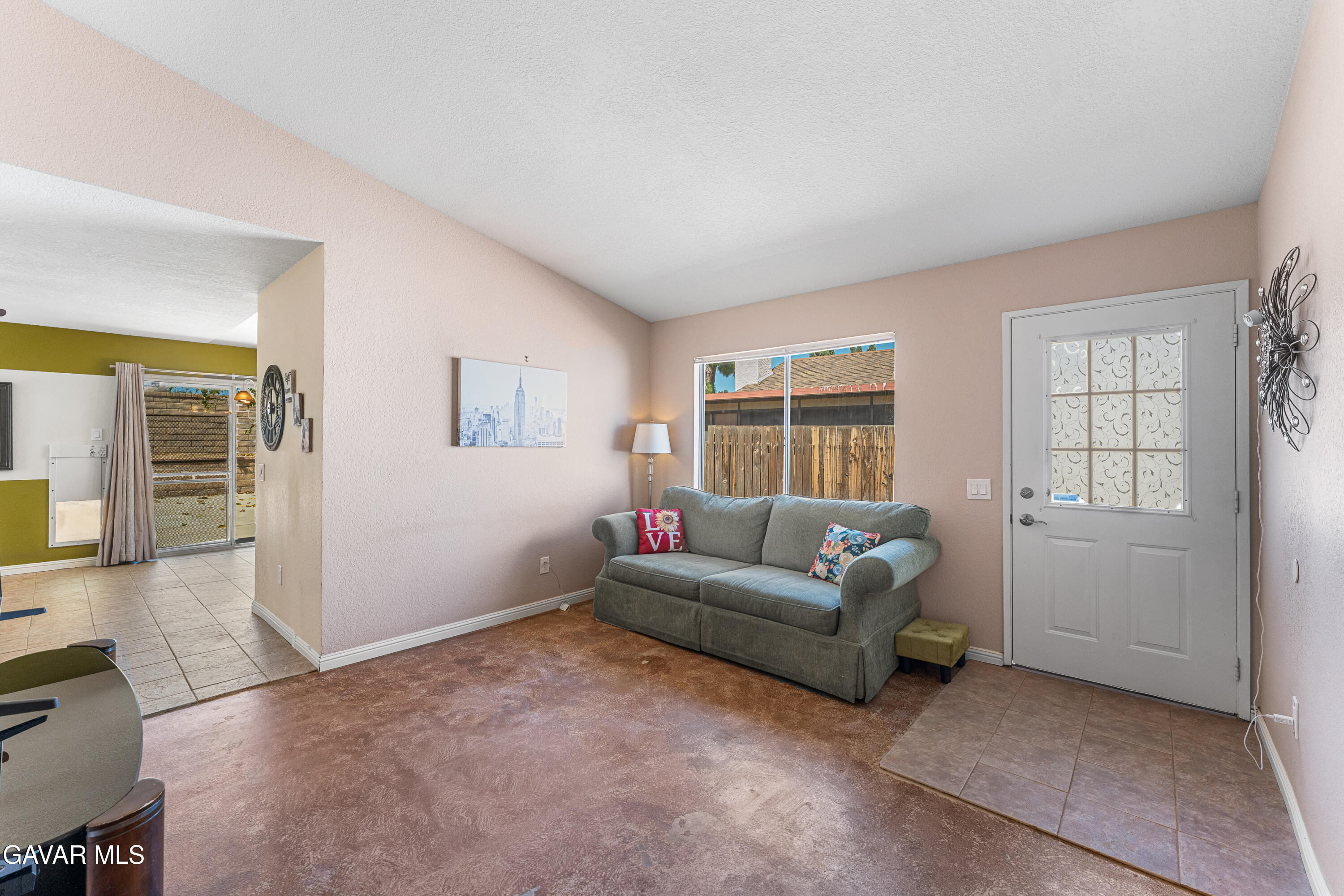 37061 29th Place Property Photo 4