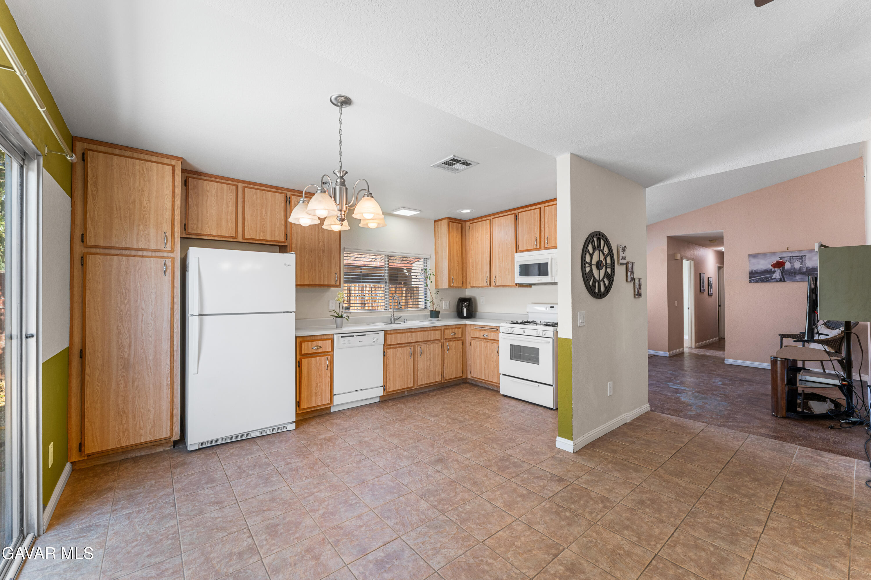 37061 29th Place Property Photo 11