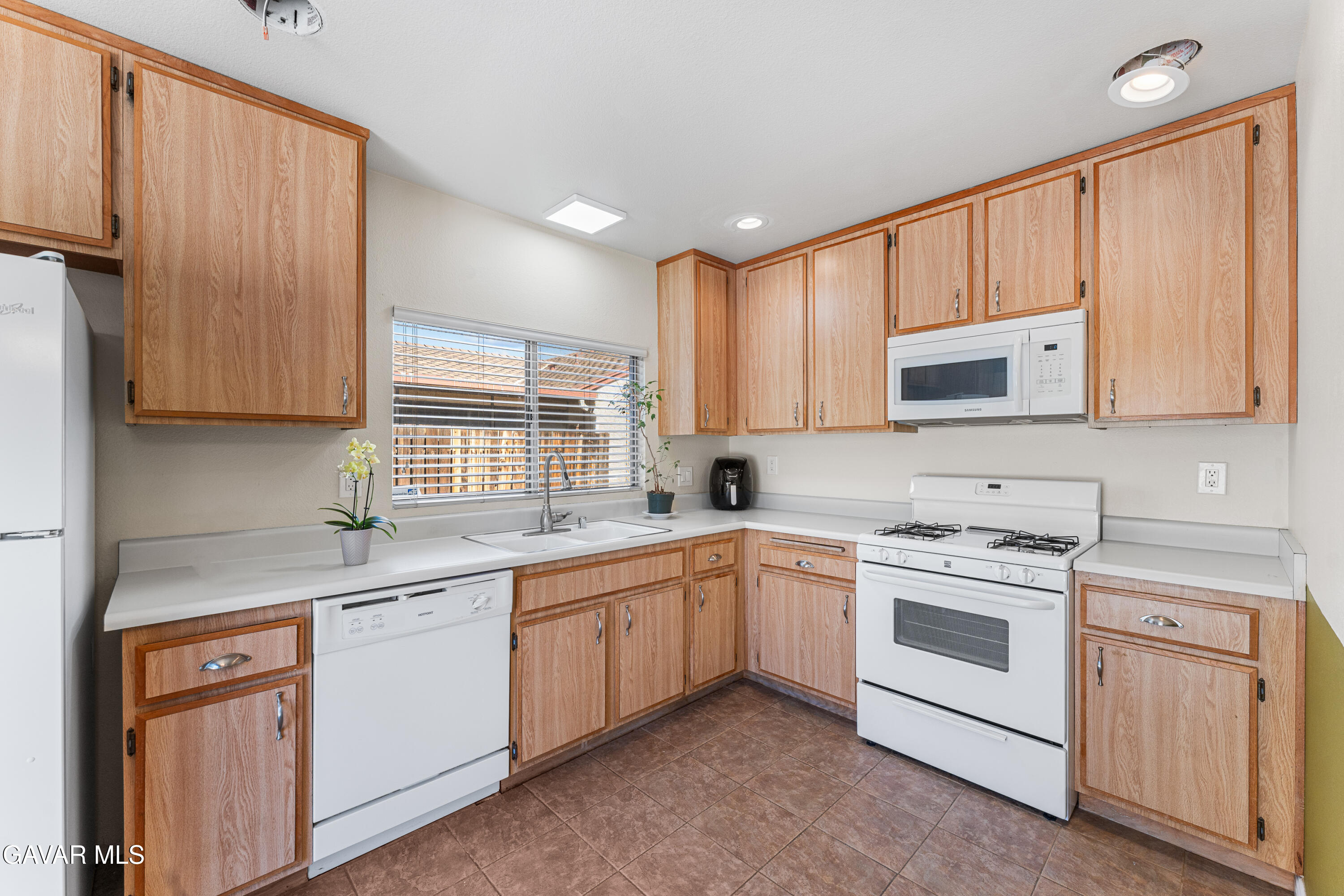 37061 29th Place Property Photo 13