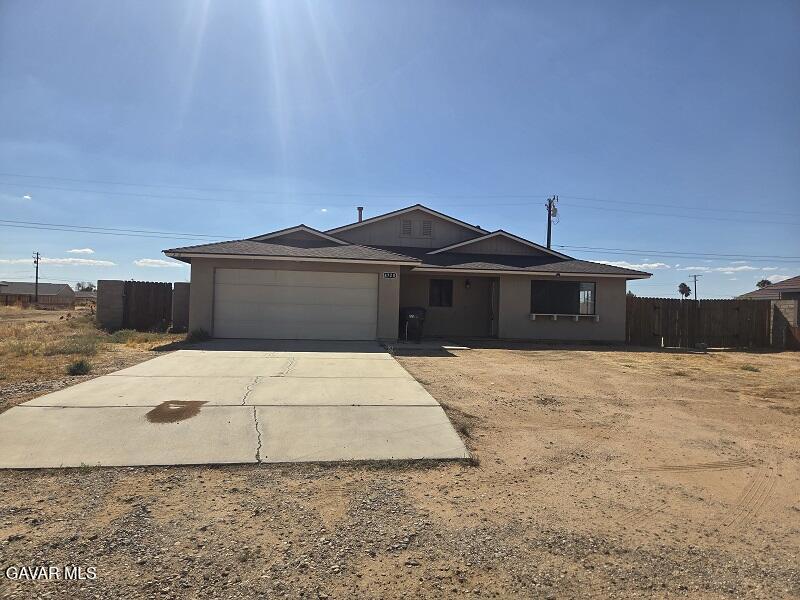 8720 S Loop Boulevard Property Photo 1