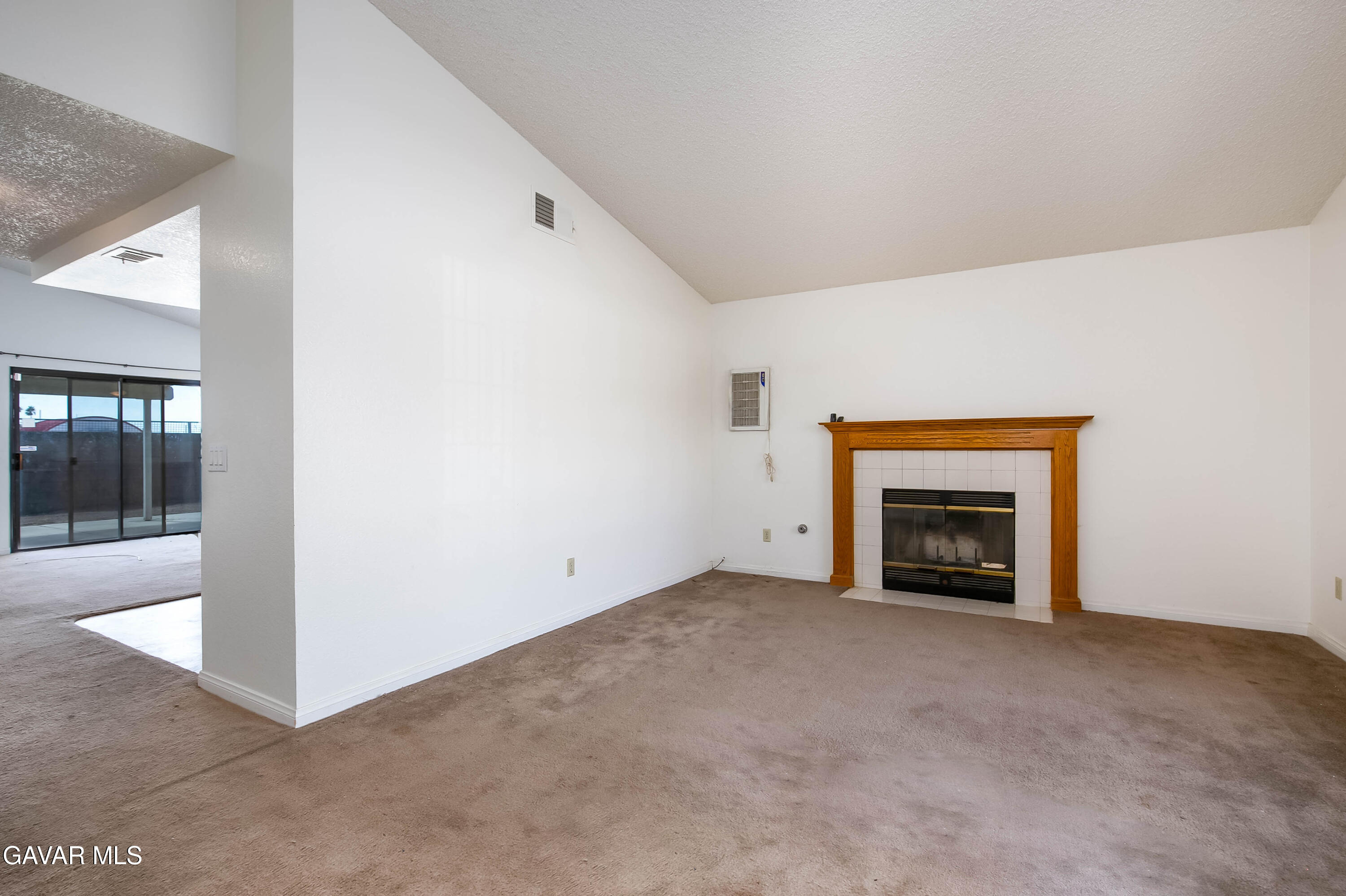 2832 Westland Drive Property Photo 4