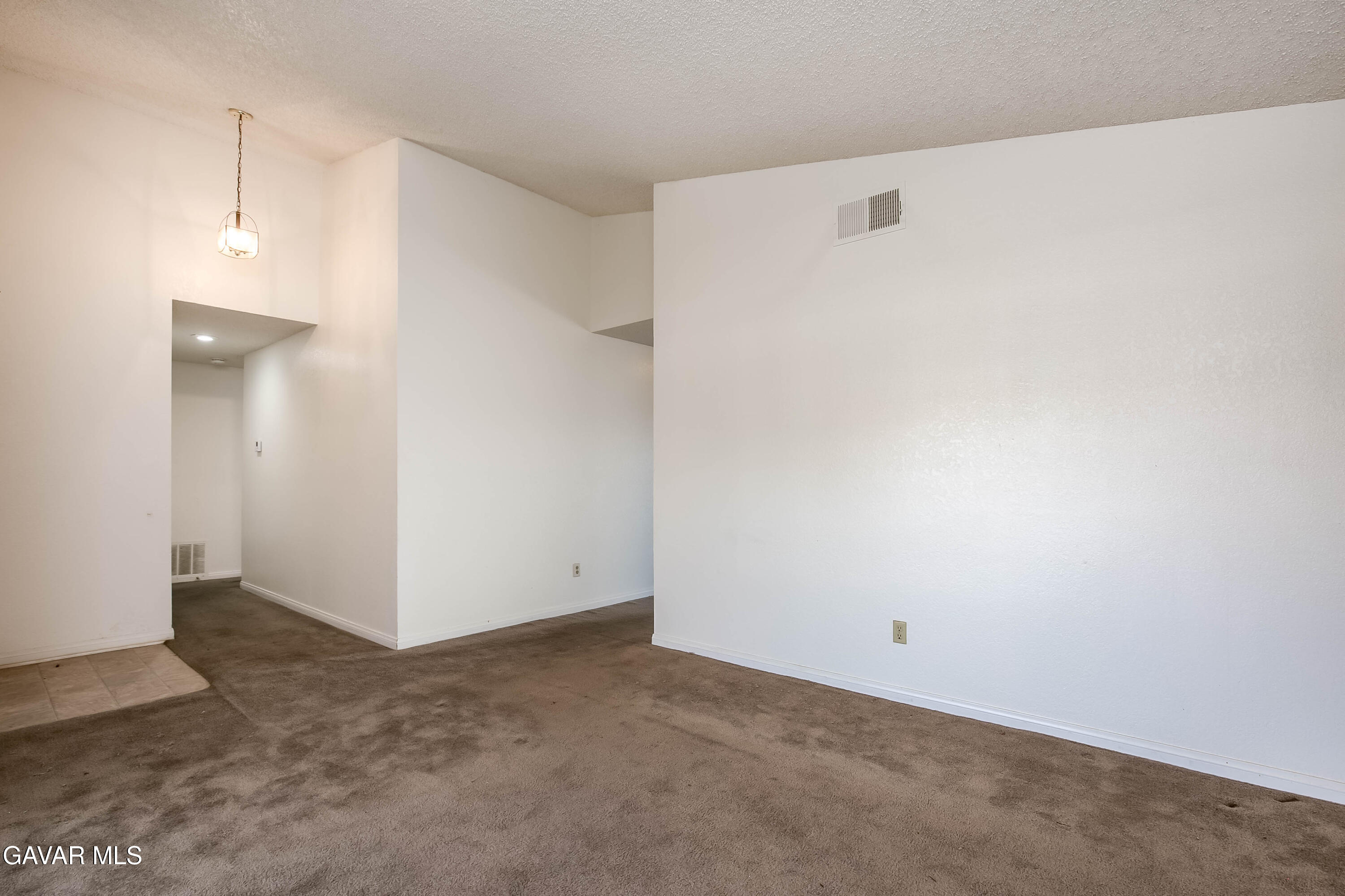 2832 Westland Drive Property Photo 6