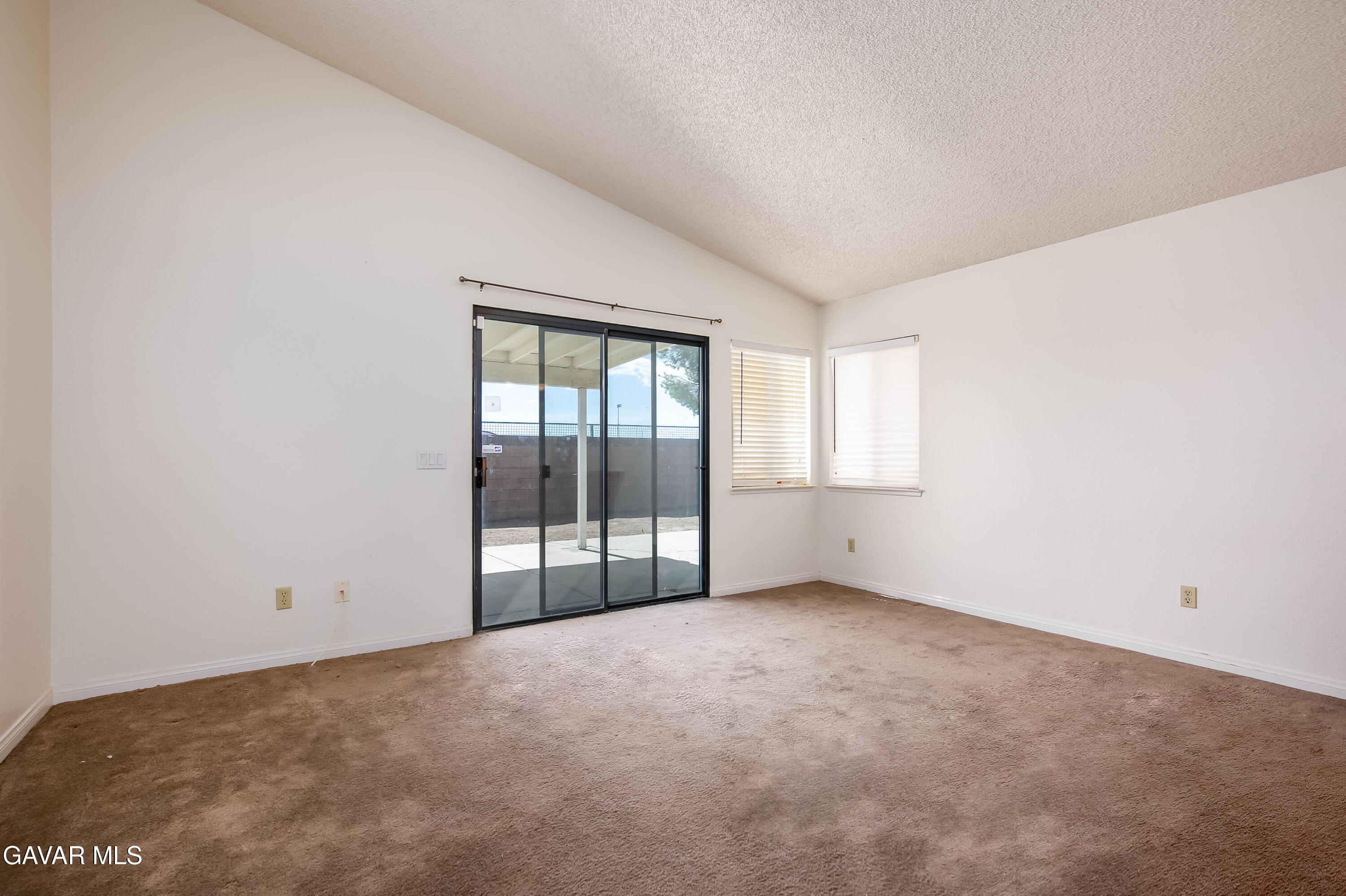 2832 Westland Drive Property Photo 11