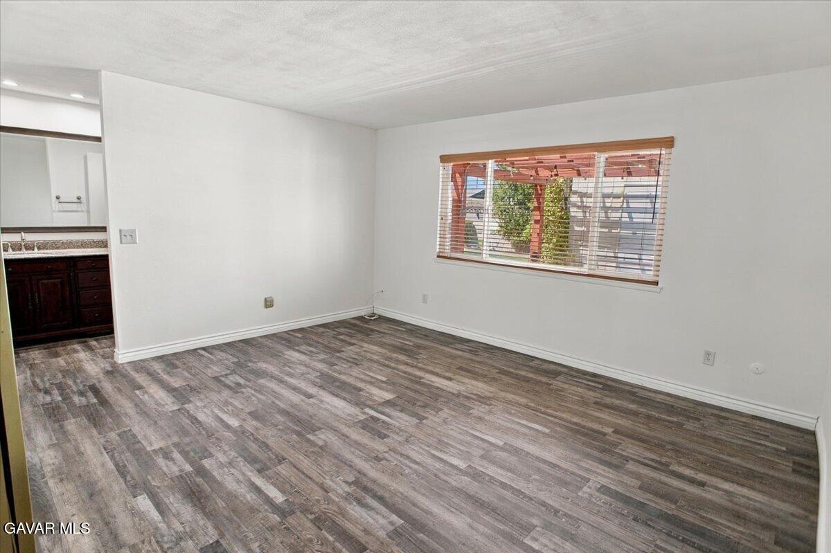 2535 E Avenue R3 Property Photo 15