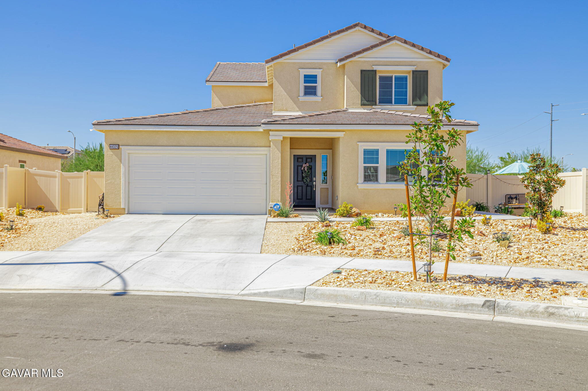 44325 Moccasin Place Property Photo 1