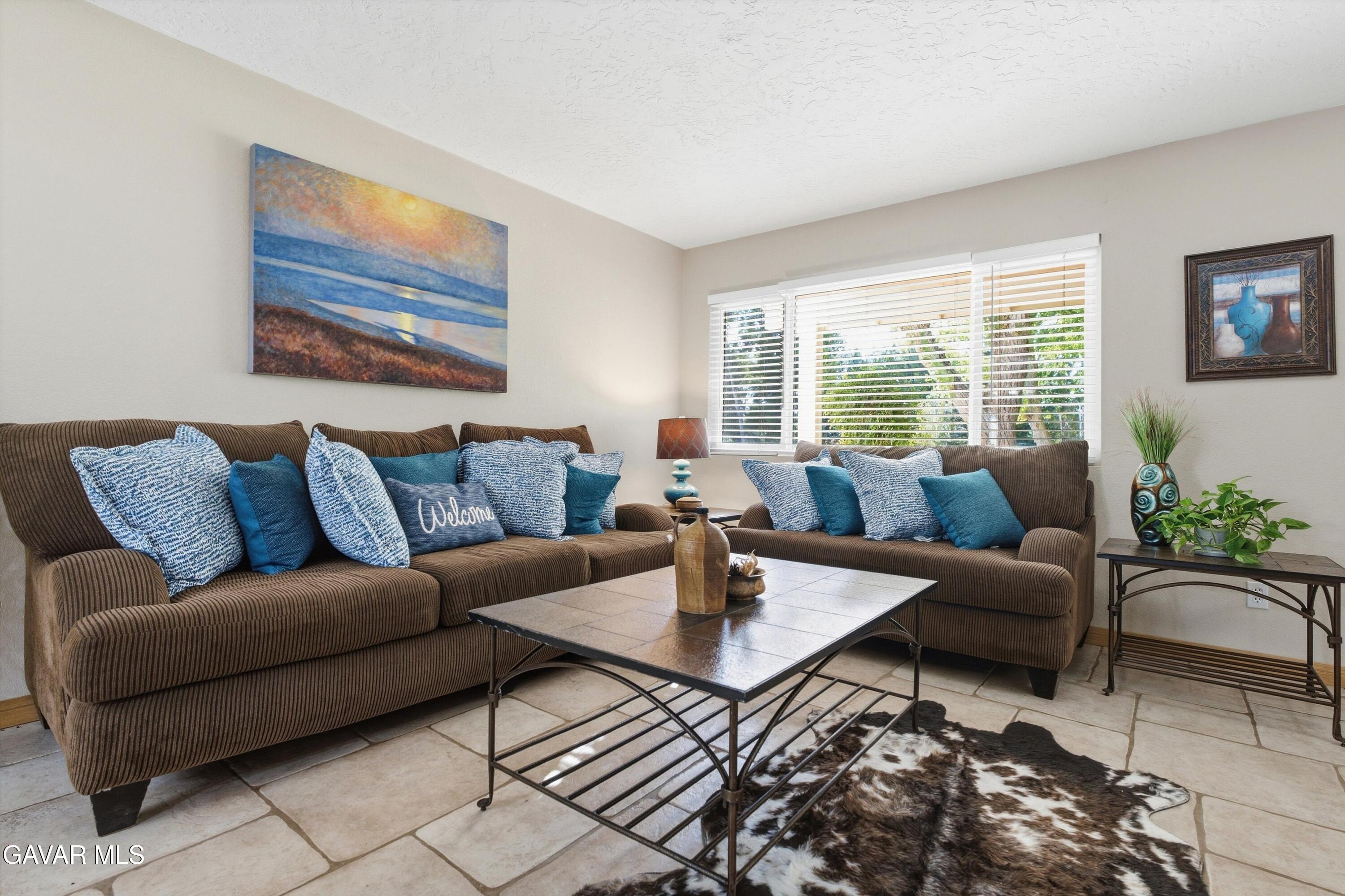 33210 Dorama Avenue Property Photo 4