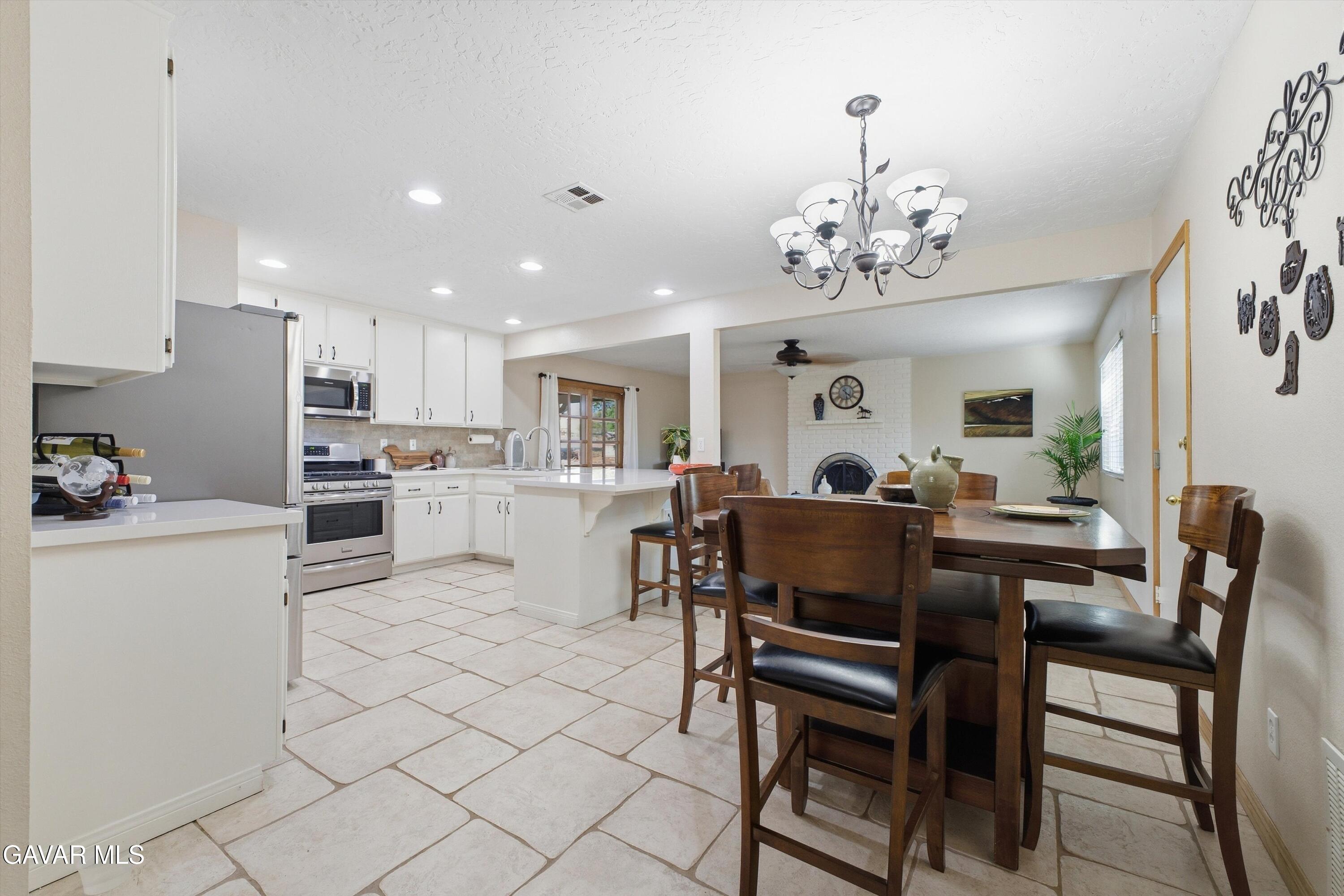 33210 Dorama Avenue Property Photo 8