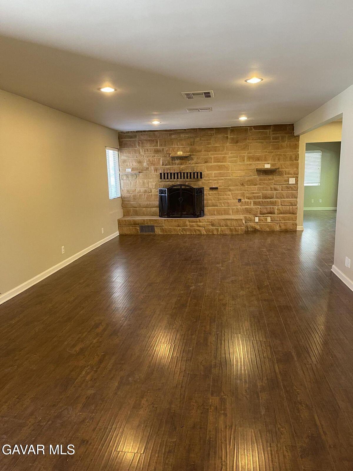 38847 Foxholm Drive Property Photo 10
