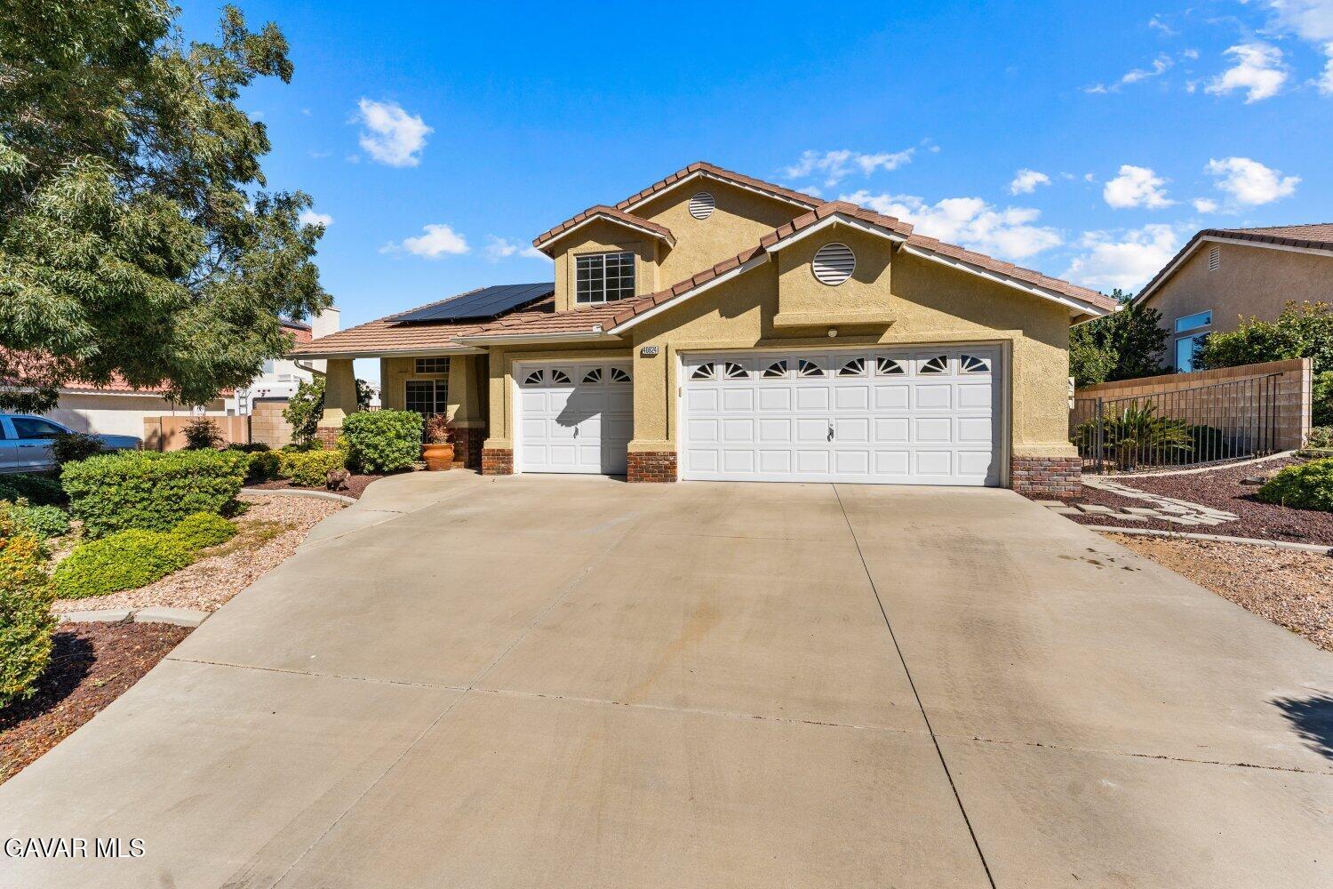 40824 Cobblestone Property Photo 1