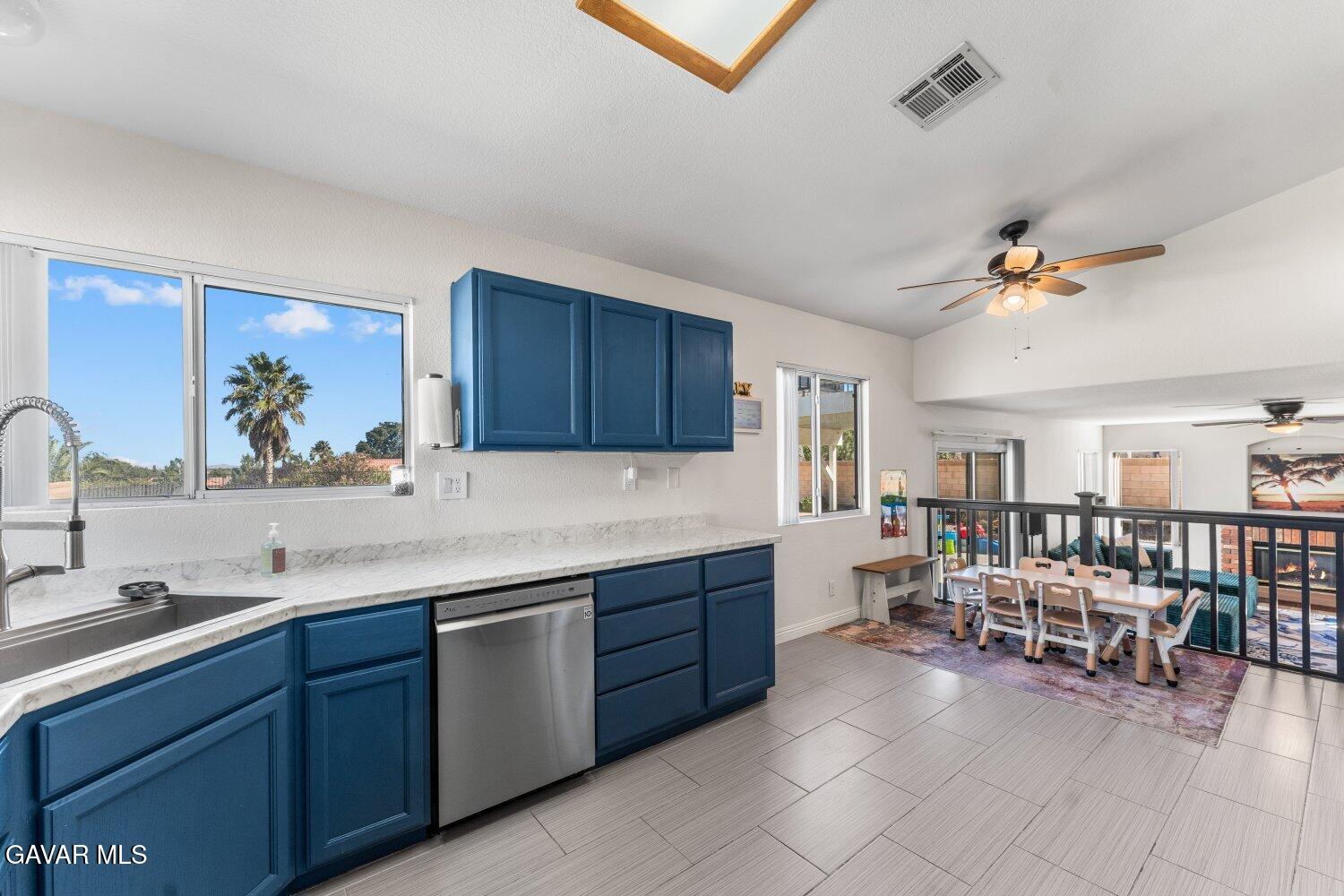40824 Cobblestone Property Photo 14