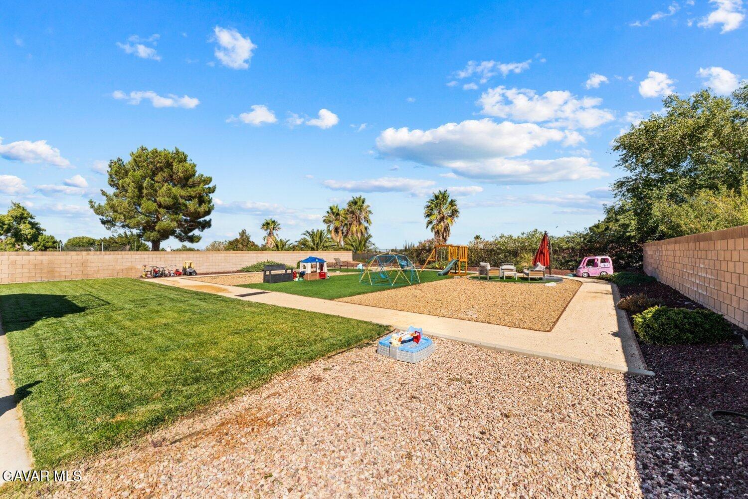 40824 Cobblestone Property Photo 42