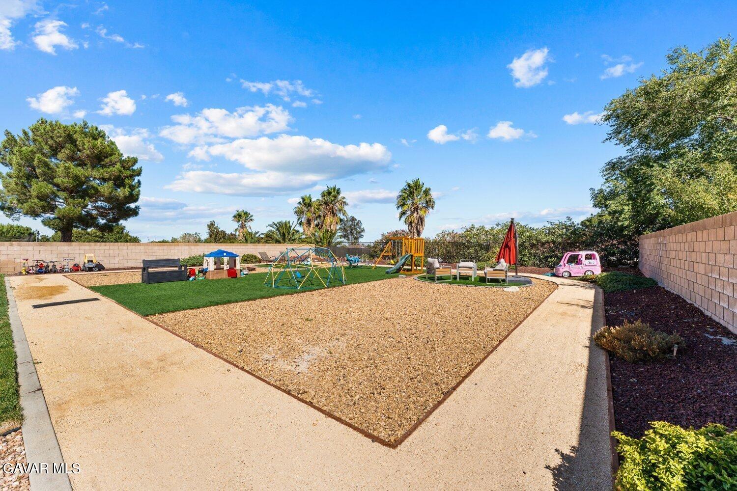 40824 Cobblestone Property Photo 43