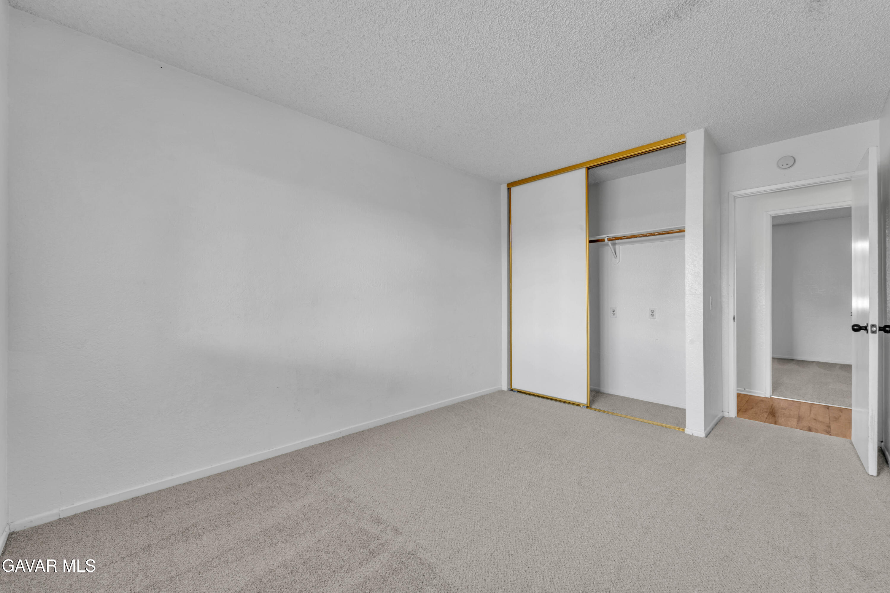 43167 Lorraine Street Property Photo 11