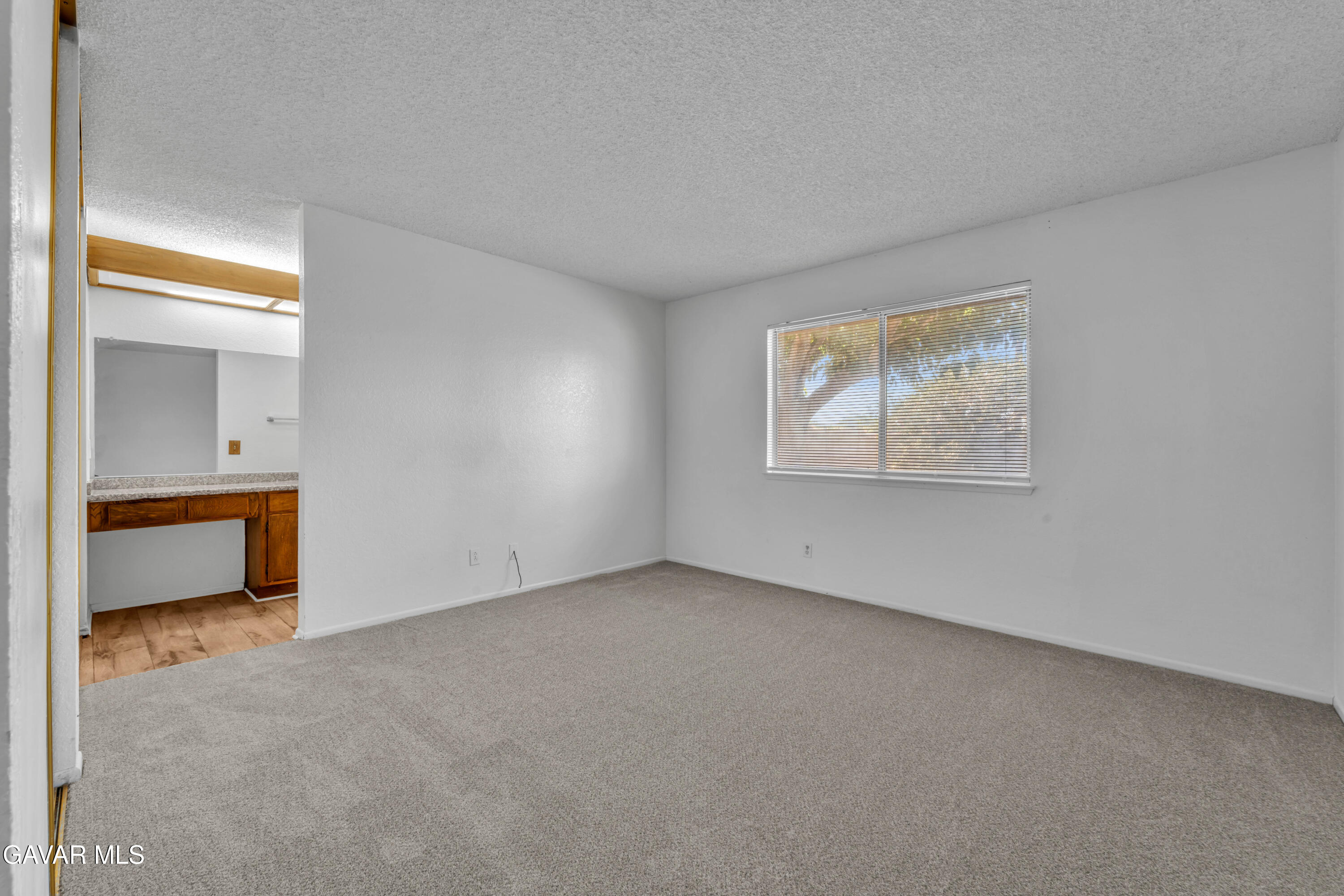 43167 Lorraine Street Property Photo 13