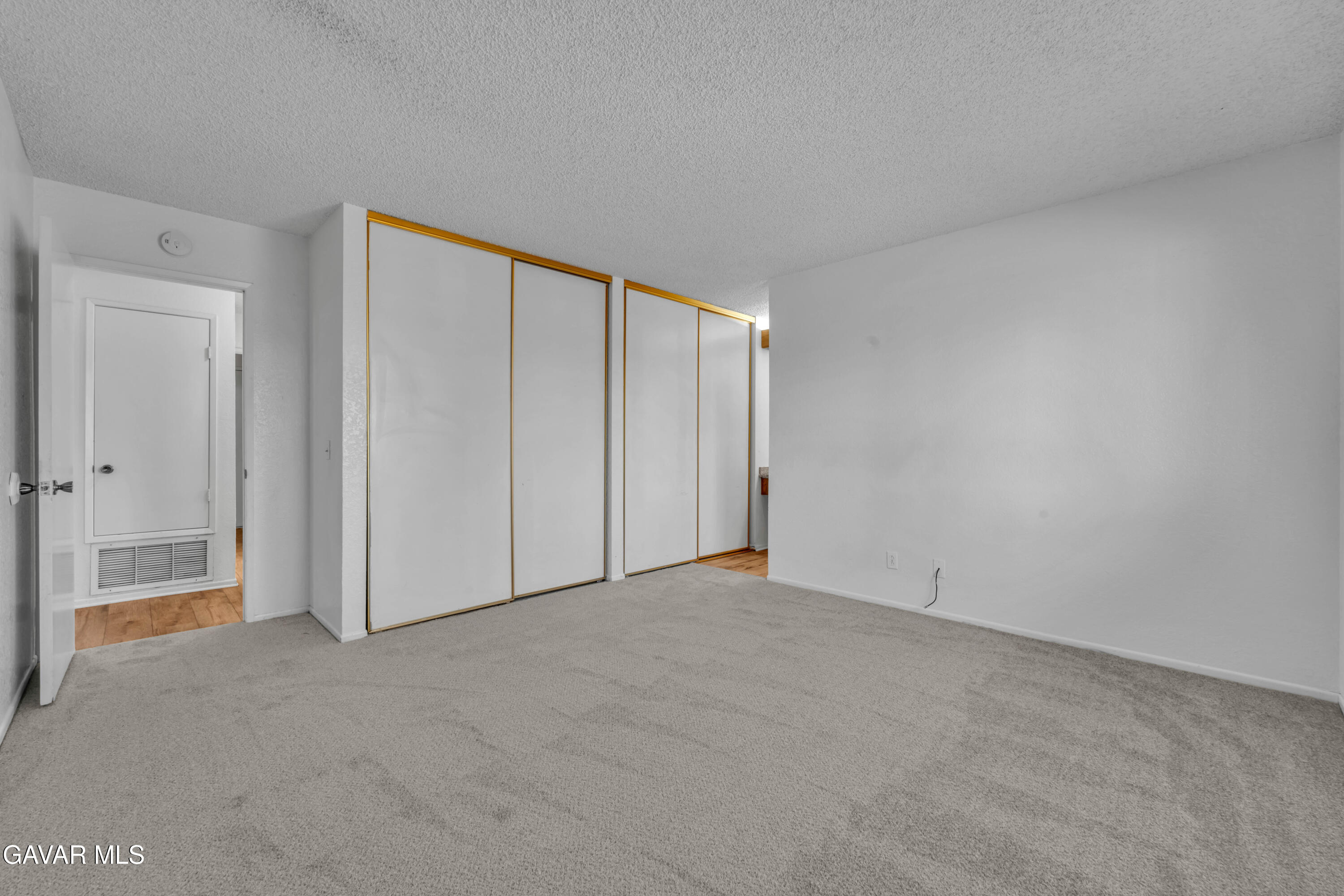 43167 Lorraine Street Property Photo 14