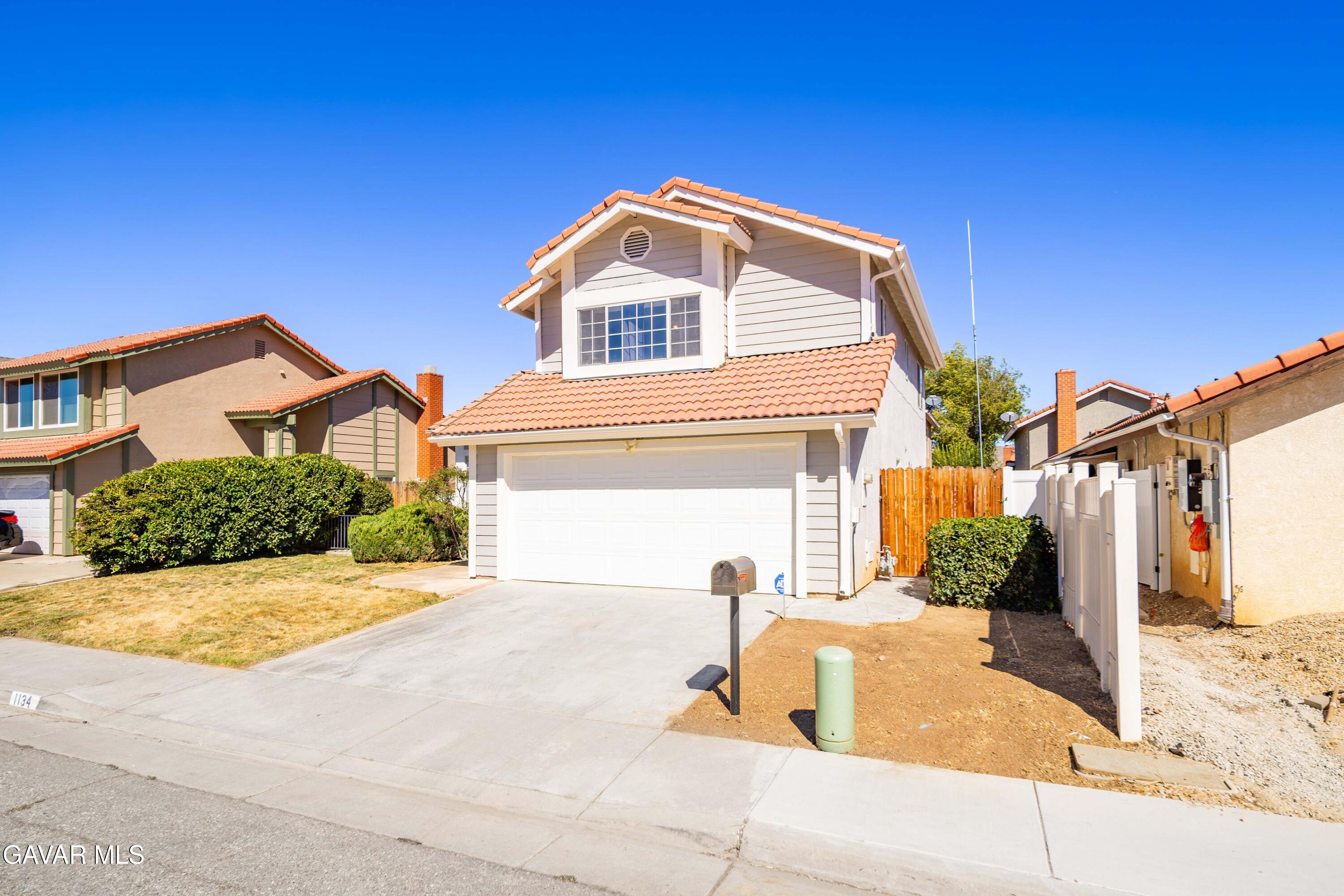 1134 Elm Street Property Photo 4