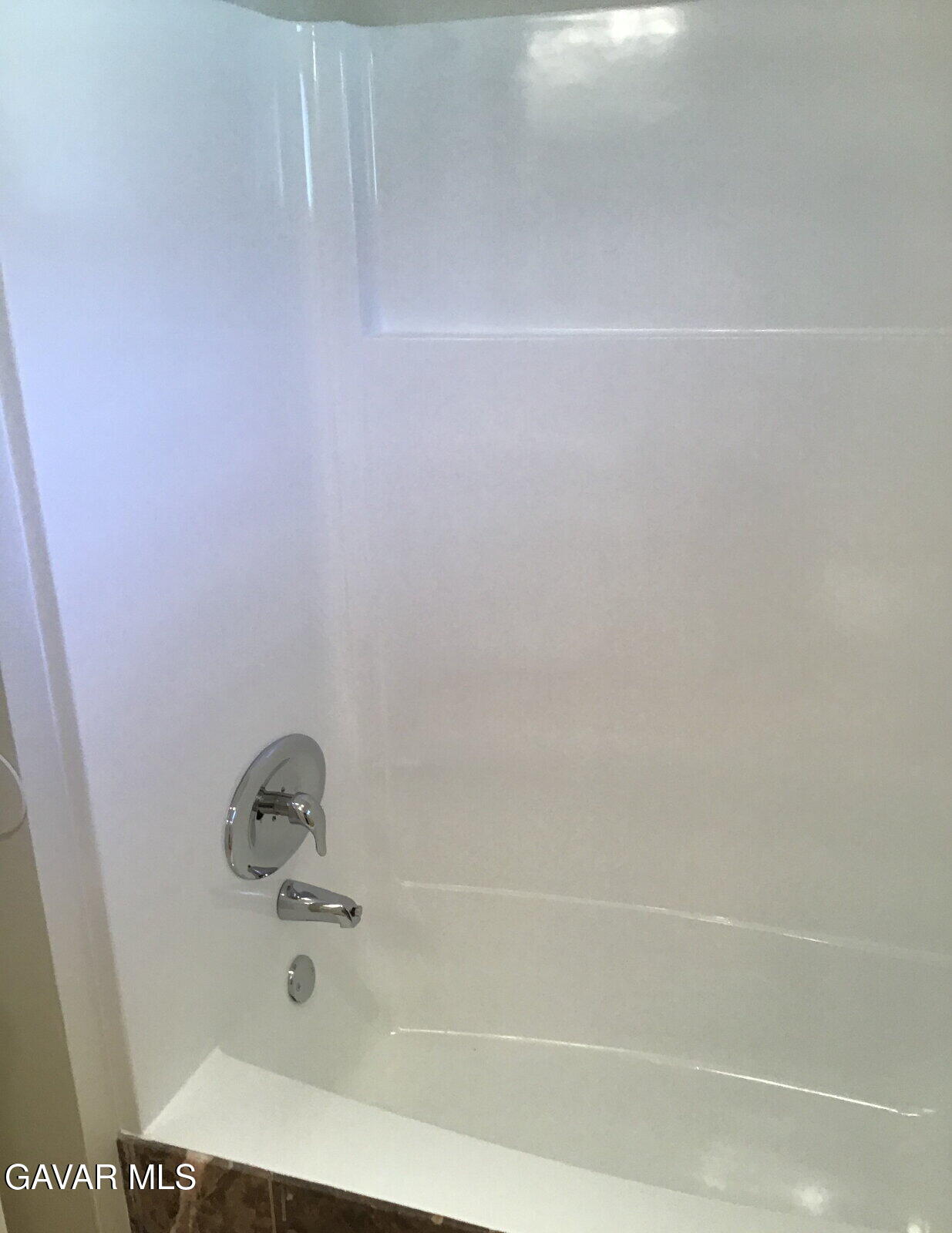 413 E Avenue H14 Property Photo 5