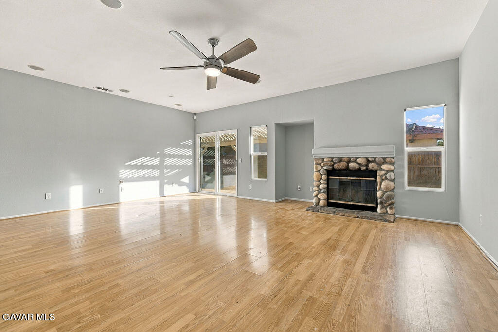 1836 Stratford Street Property Photo 6